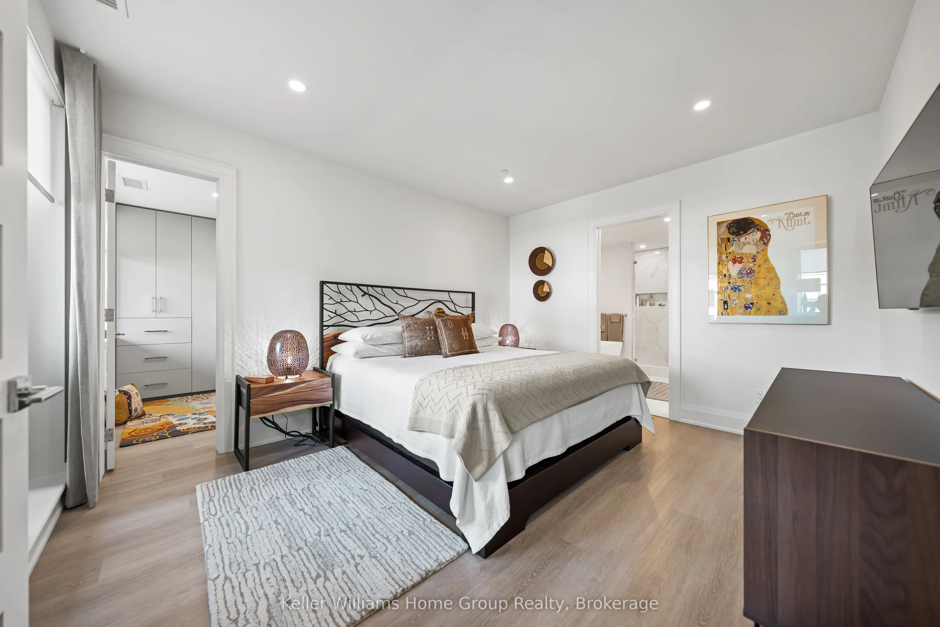 6523 Wellington Road 7, #419