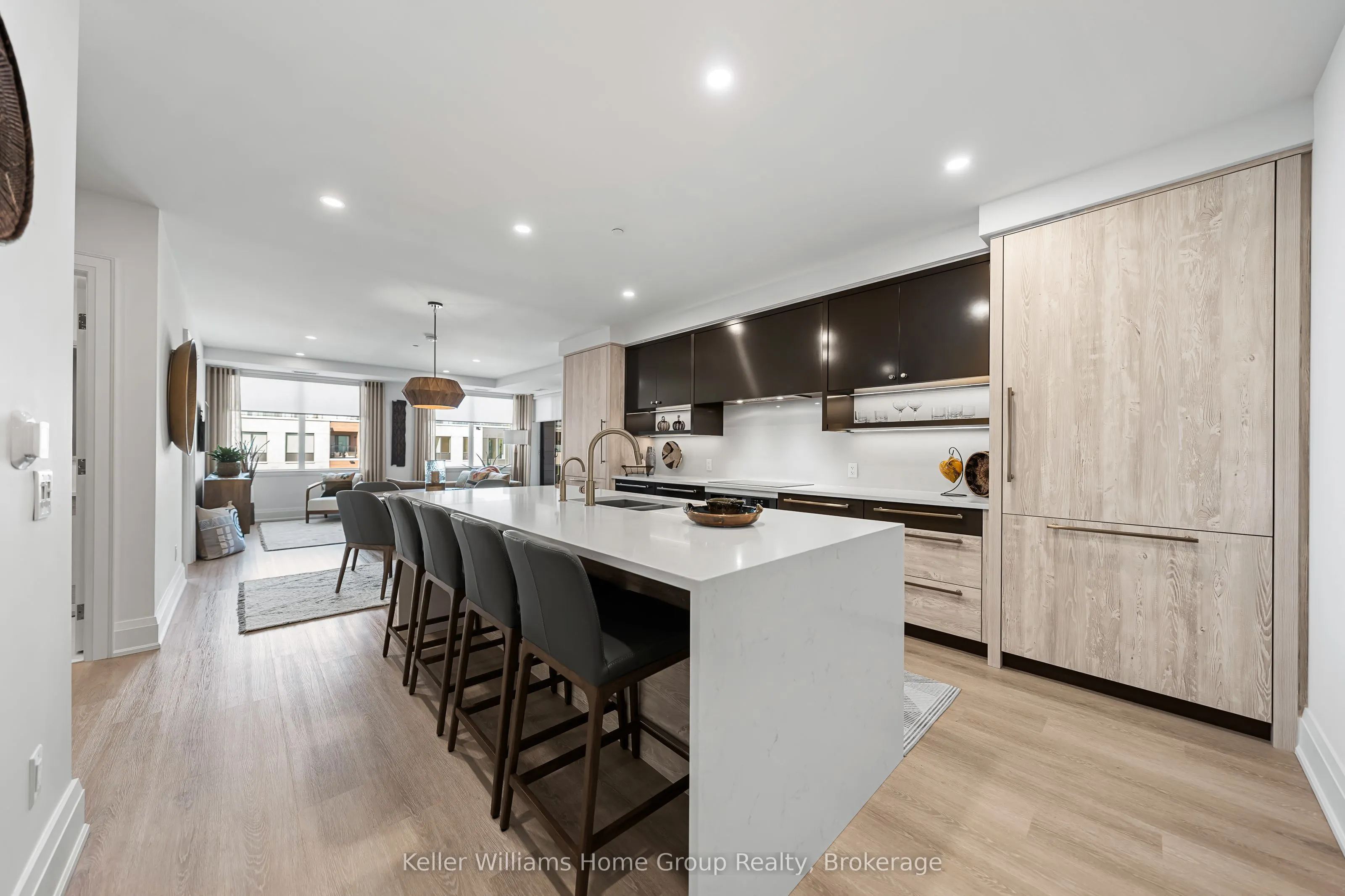 6523 Wellington Road 7, #419