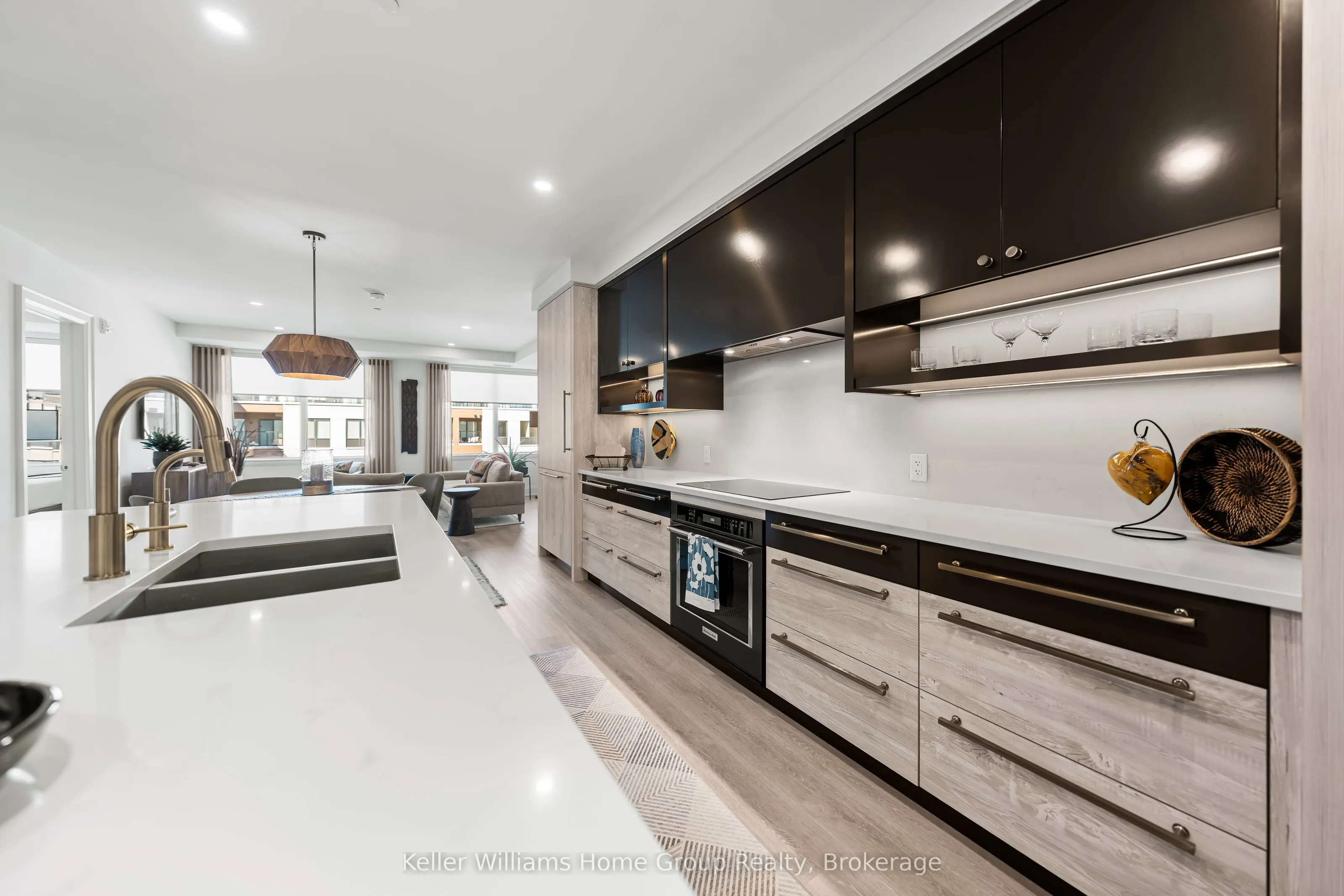 6523 Wellington Road 7, #419