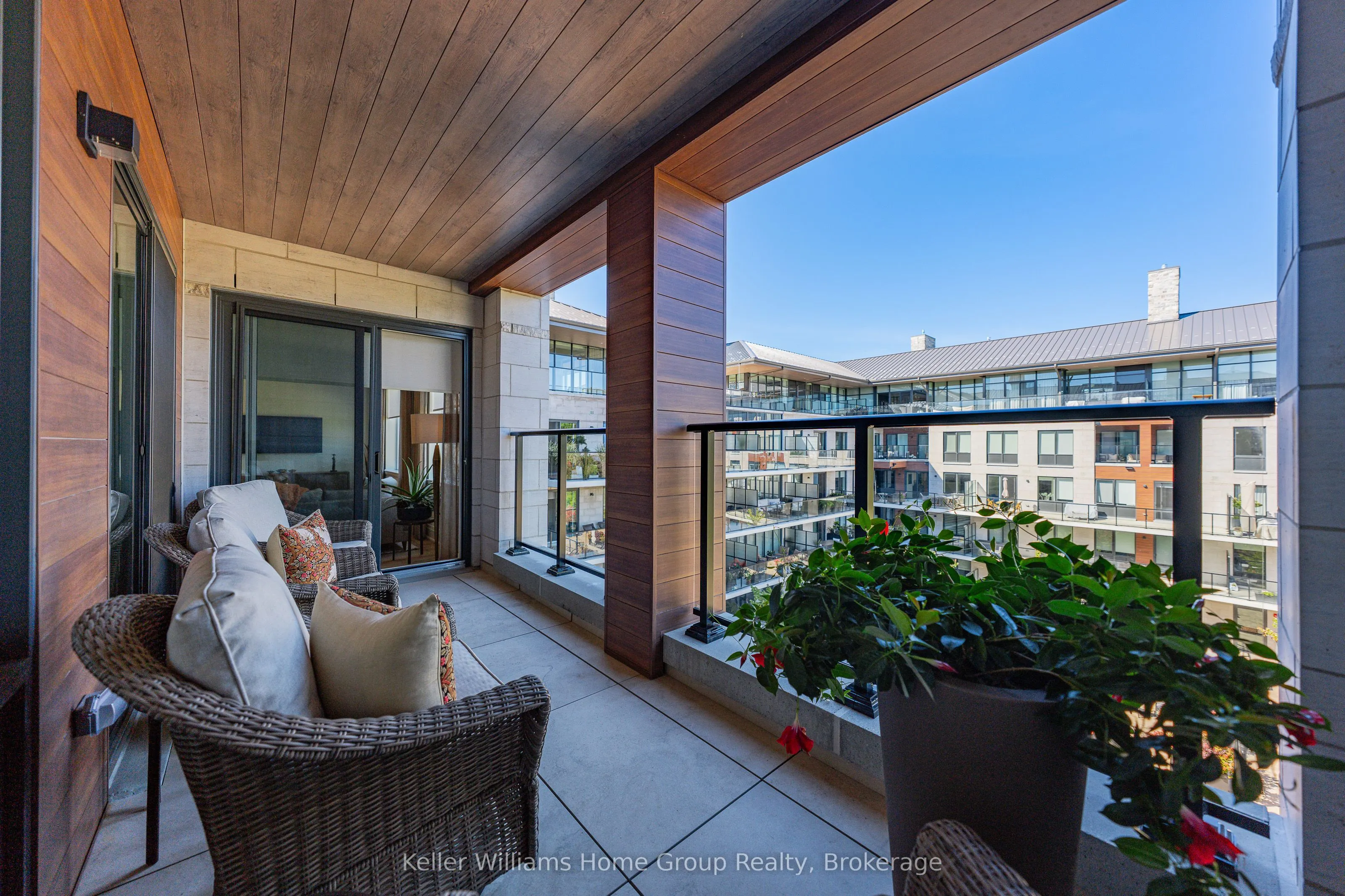 6523 Wellington Road 7, #419