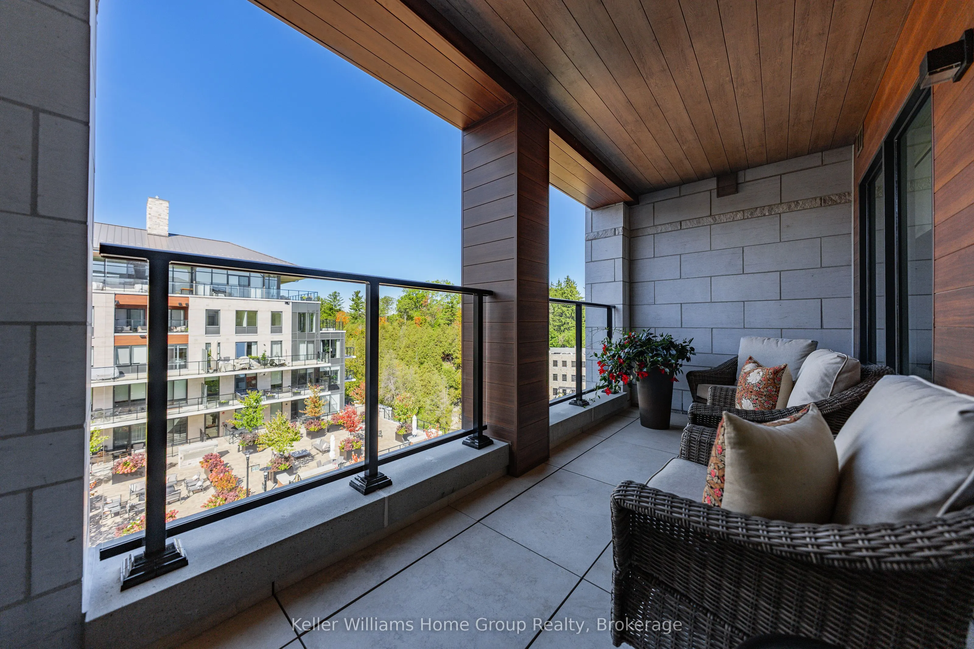 6523 Wellington Road 7, #419