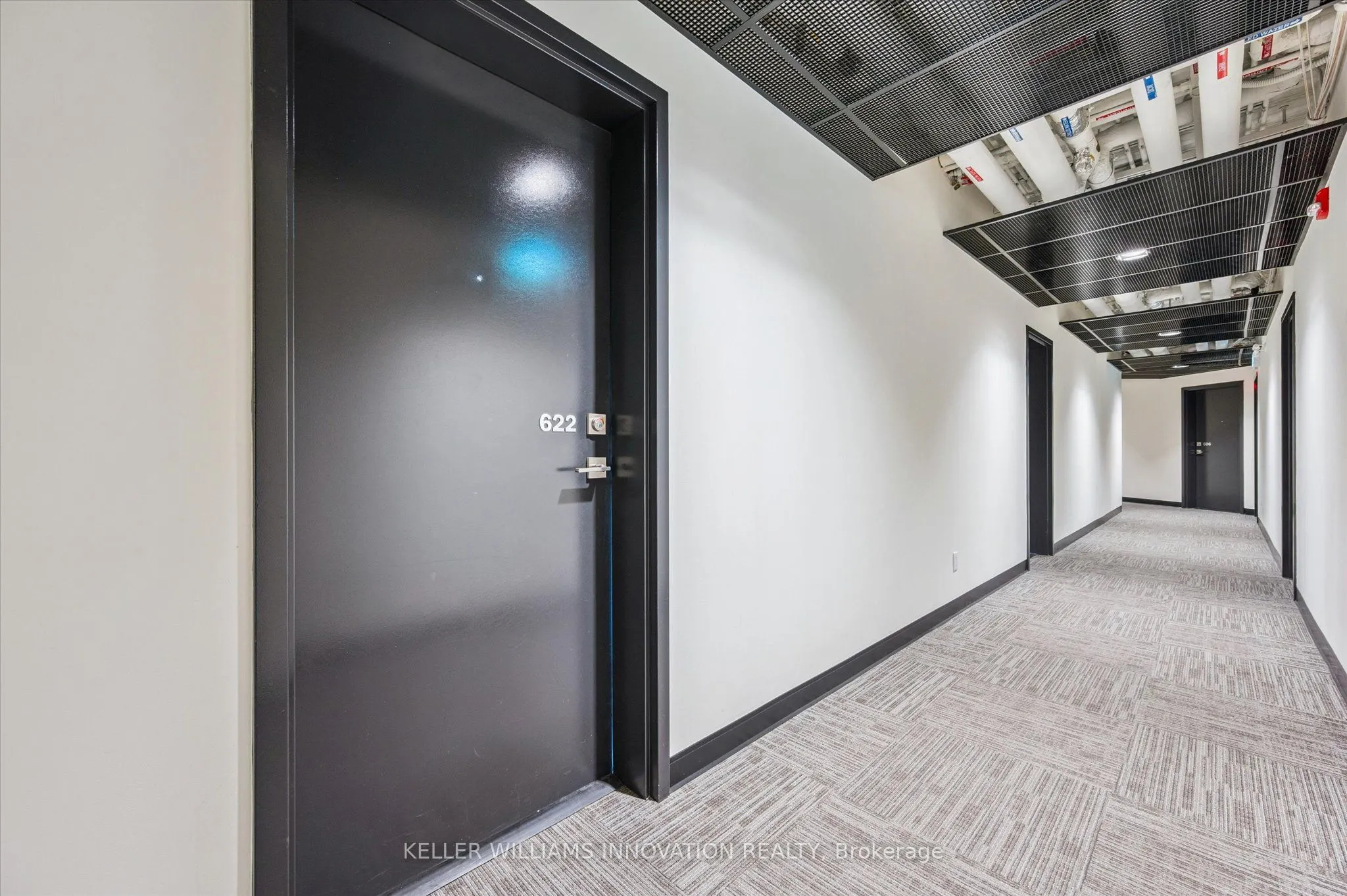 690 King Street W, #622