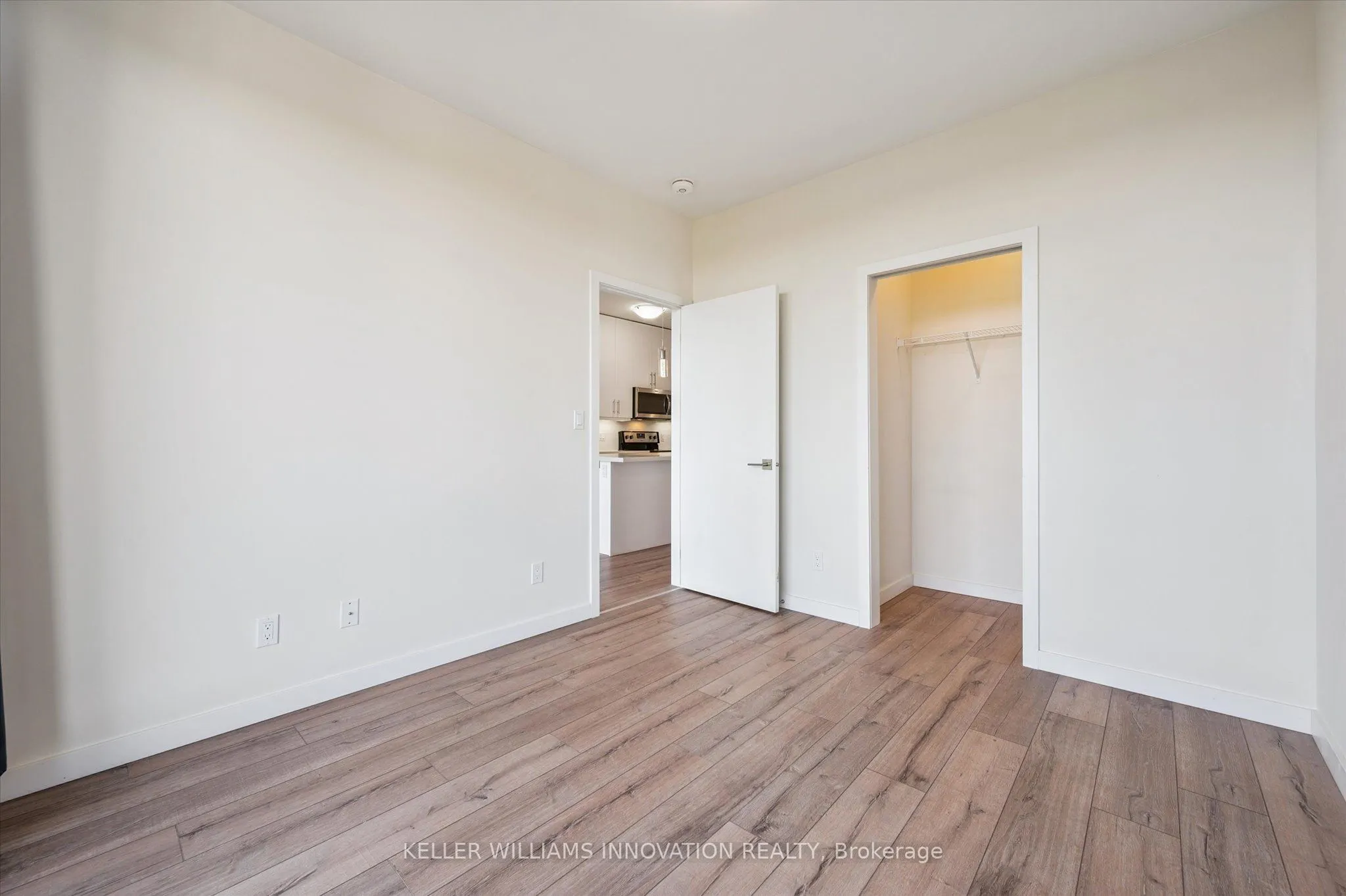 690 King Street W, #622