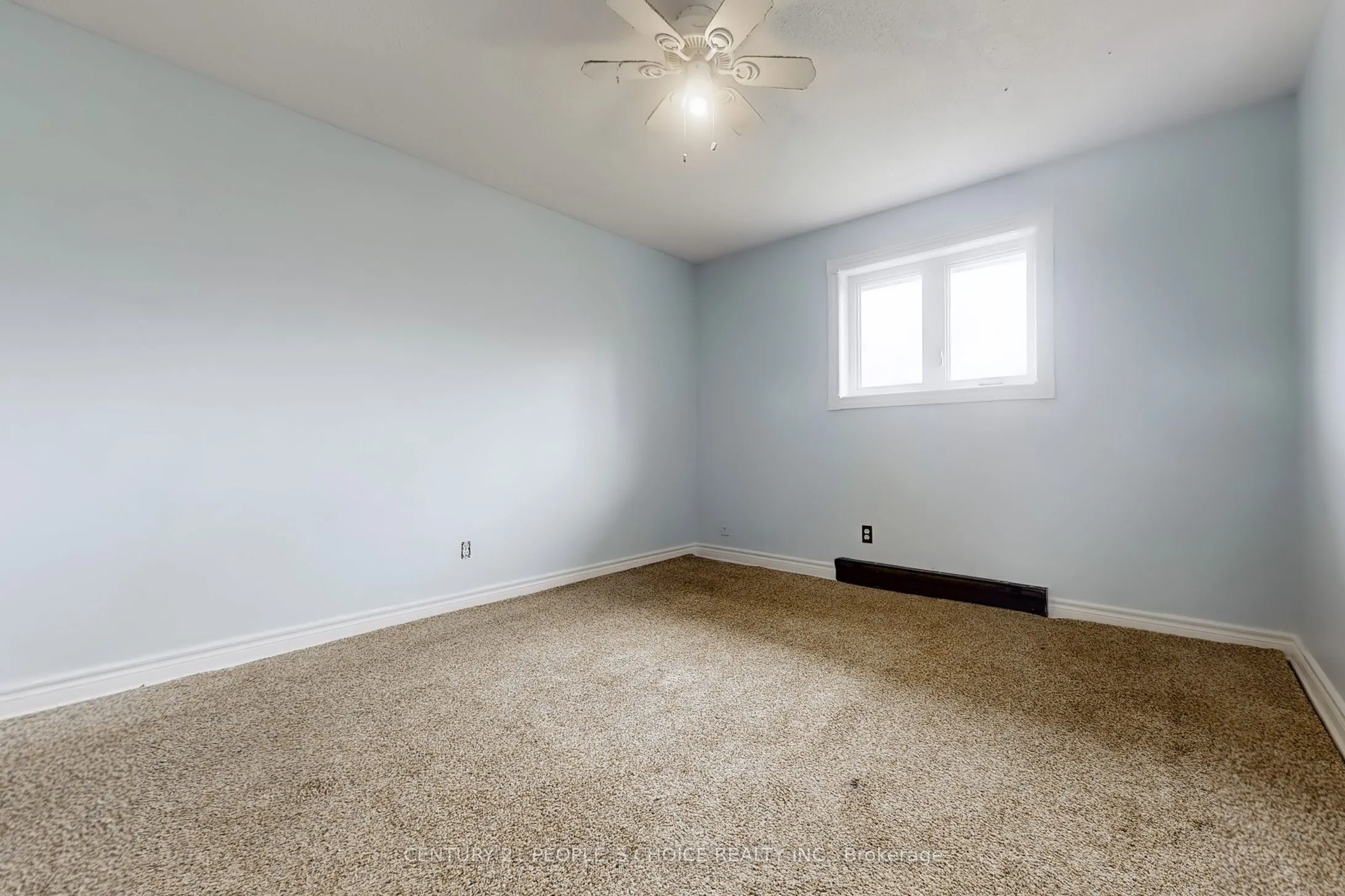 156 Main Street W