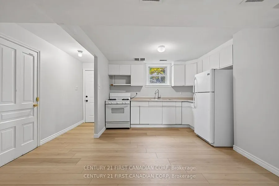 454 Salisbury Street, #LOWER