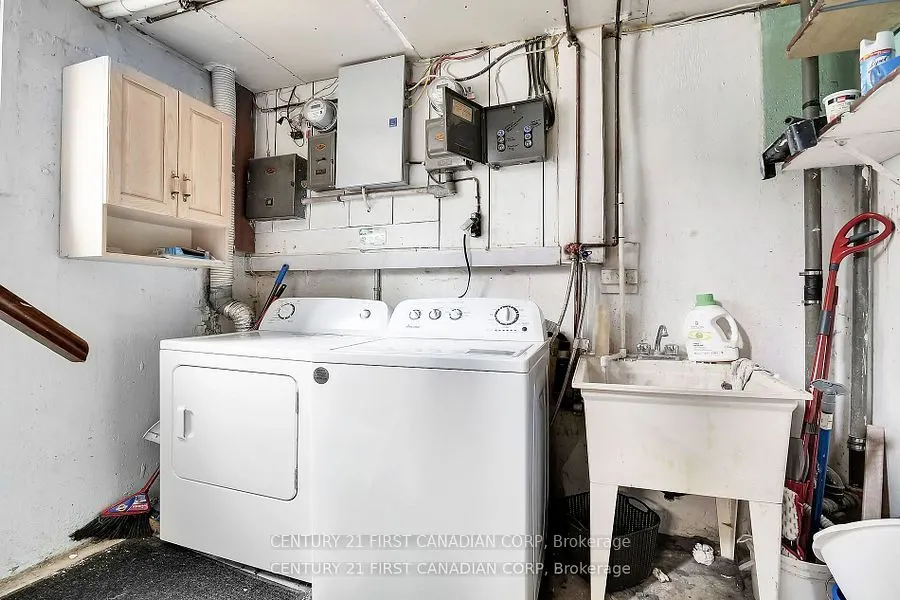 454 Salisbury Street, #LOWER