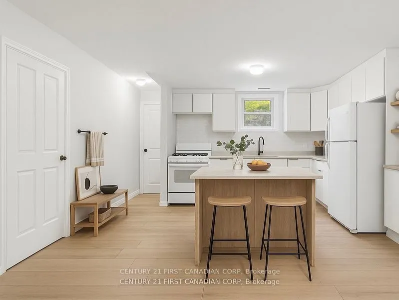 454 Salisbury Street, #LOWER