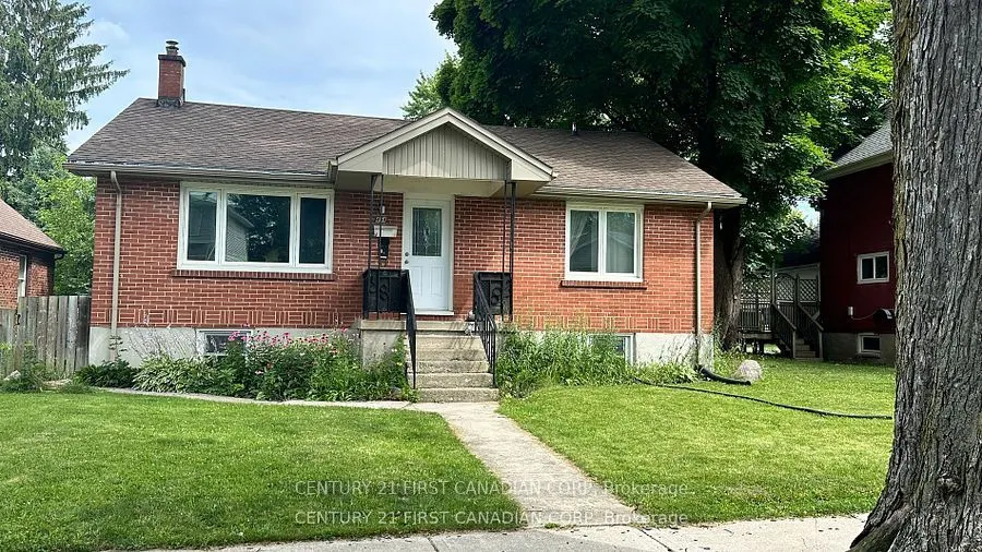 454 Salisbury Street, #LOWER