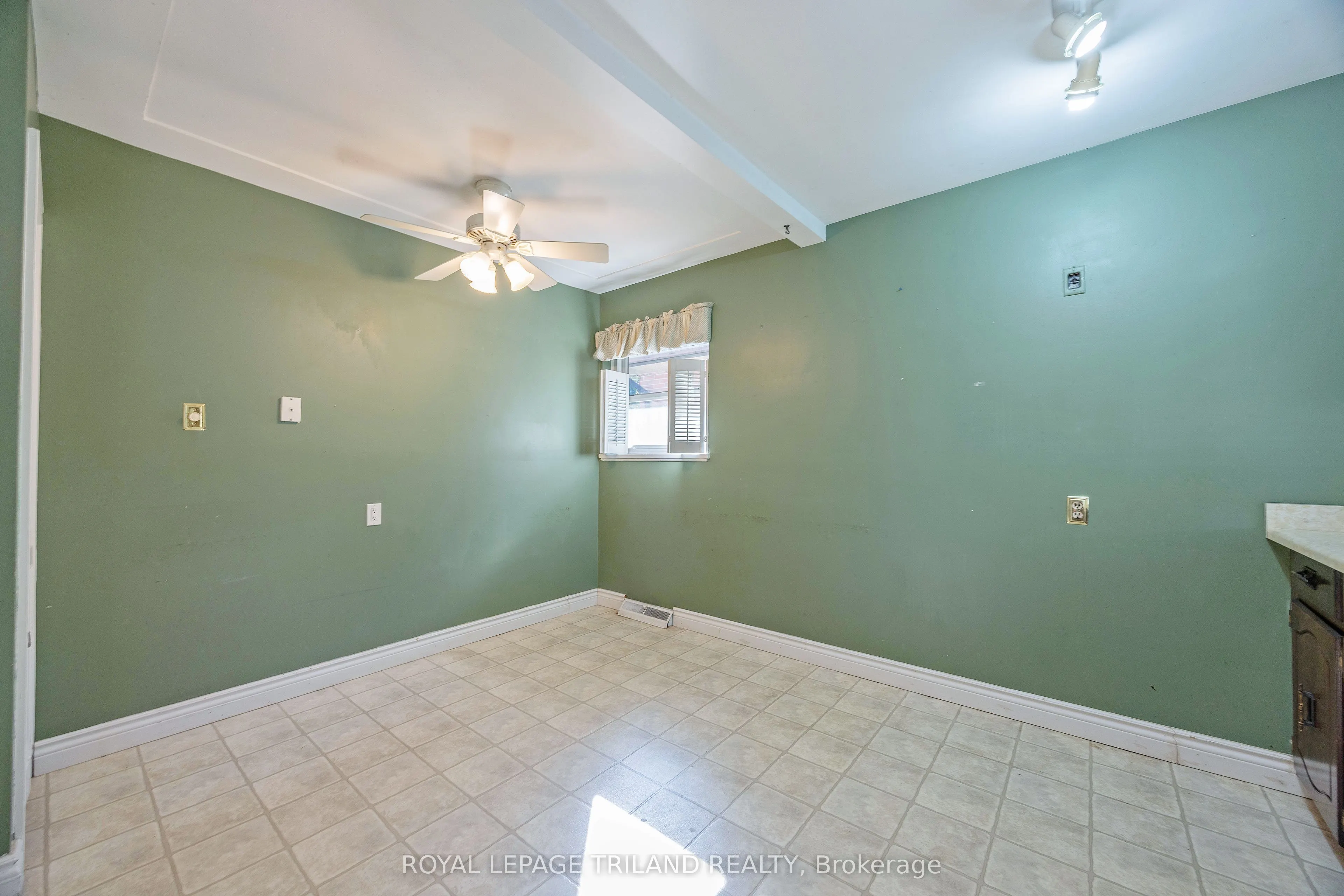 395 Beachwood Avenue