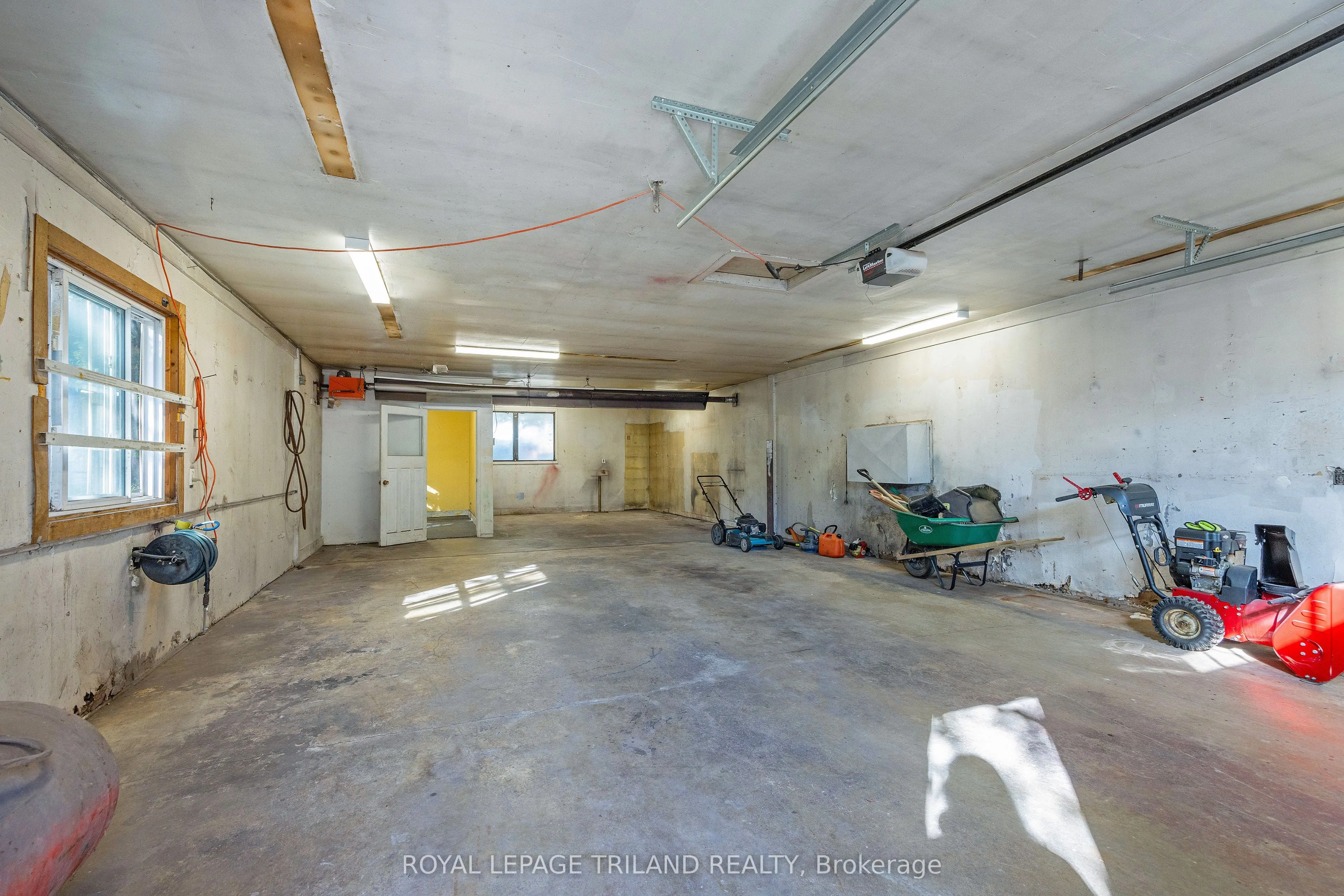 395 Beachwood Avenue