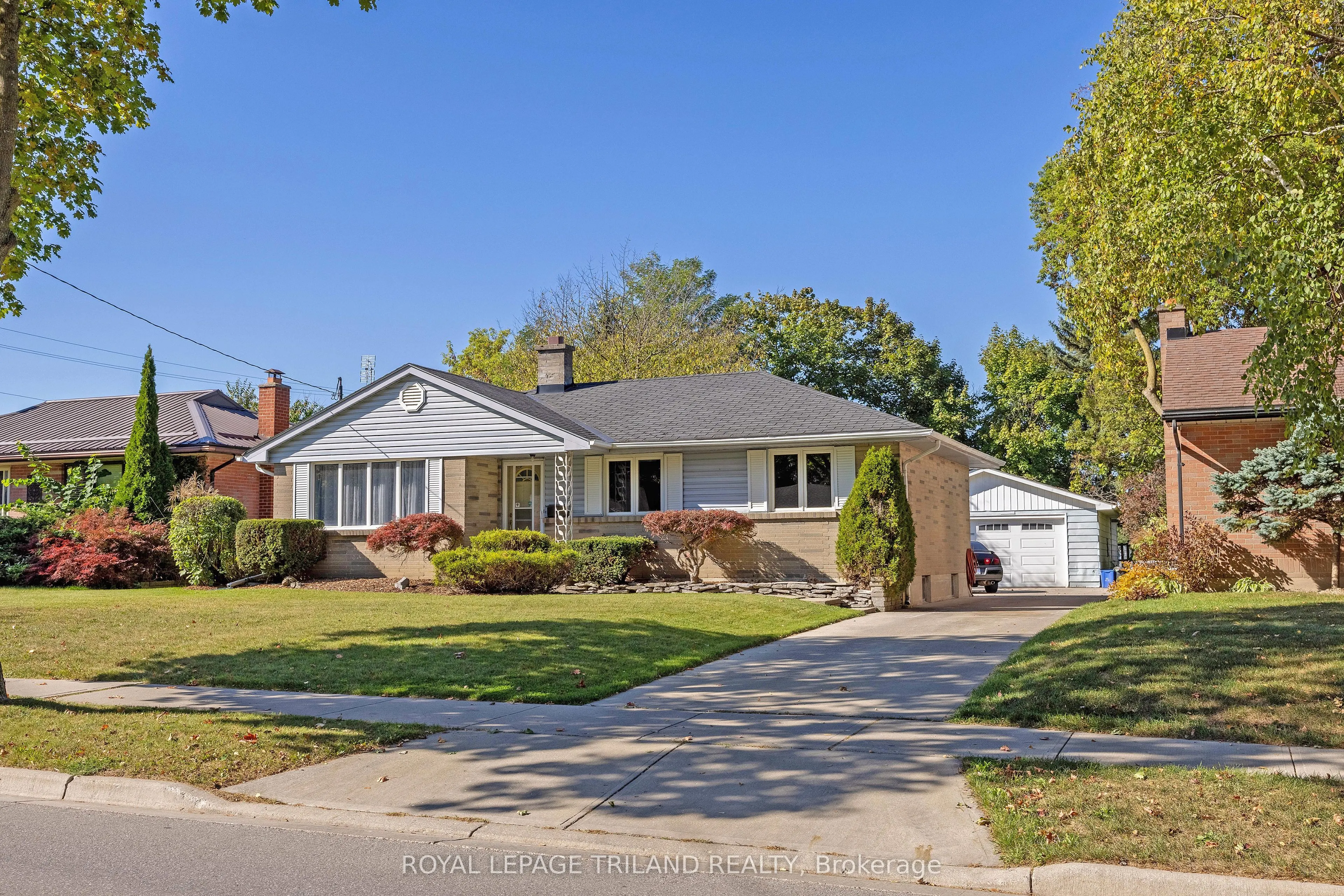 395 Beachwood Avenue