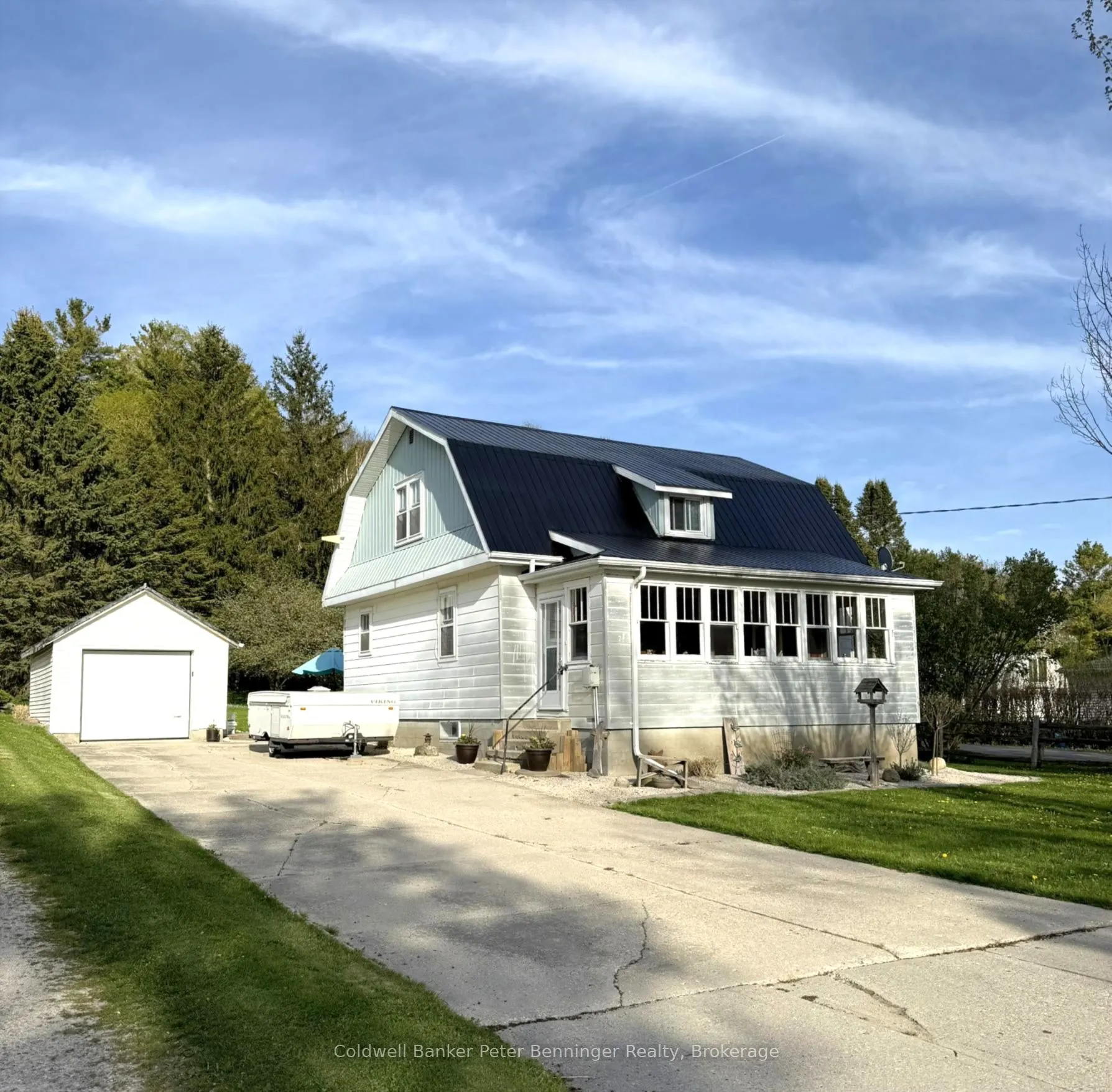 1216 Bruce Road 12