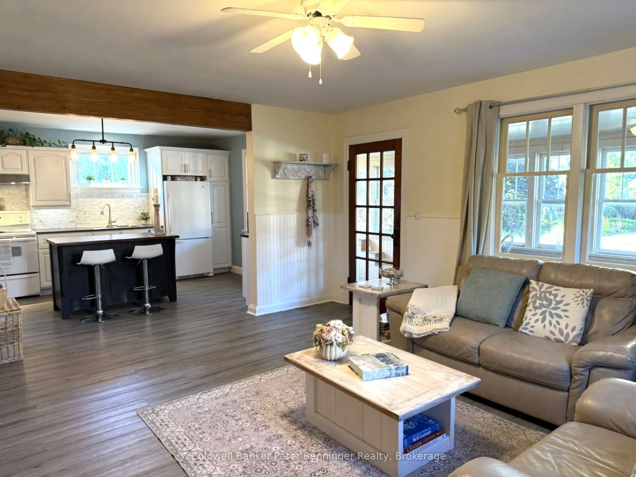 1216 Bruce Road 12