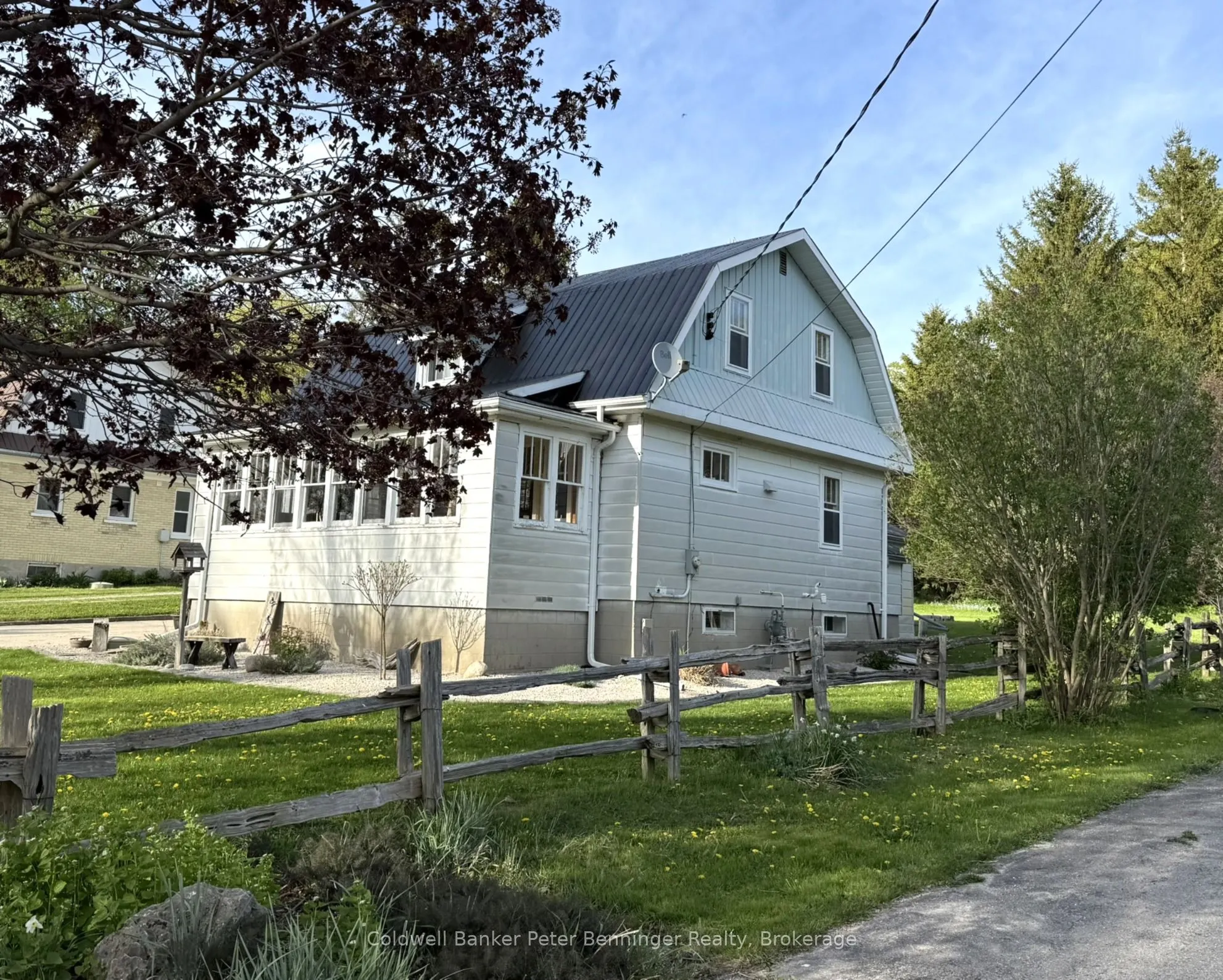 1216 Bruce Road 12