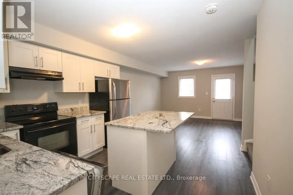 7768 Ascot Circle, #83