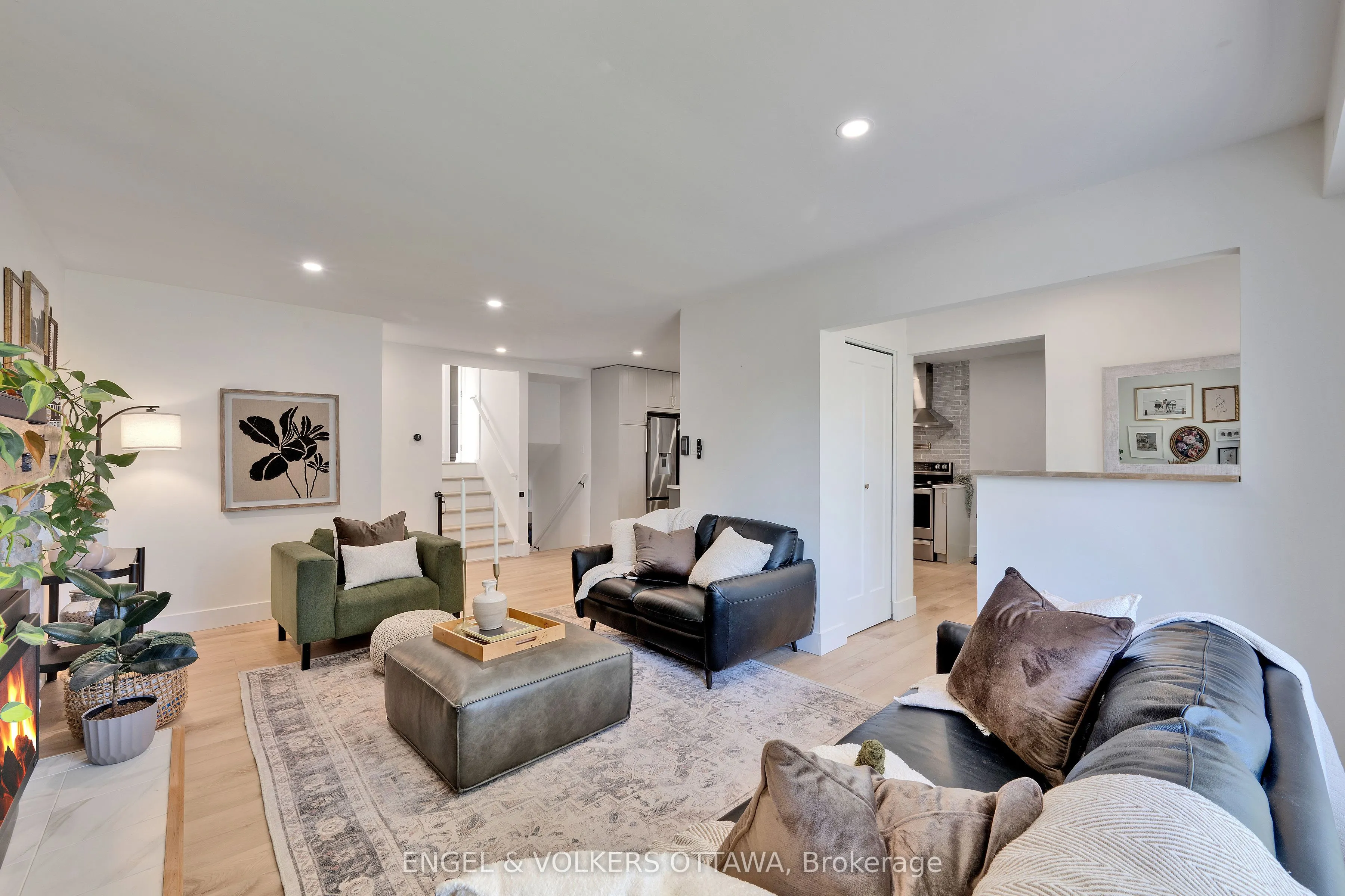 10 Tanglewood Drive