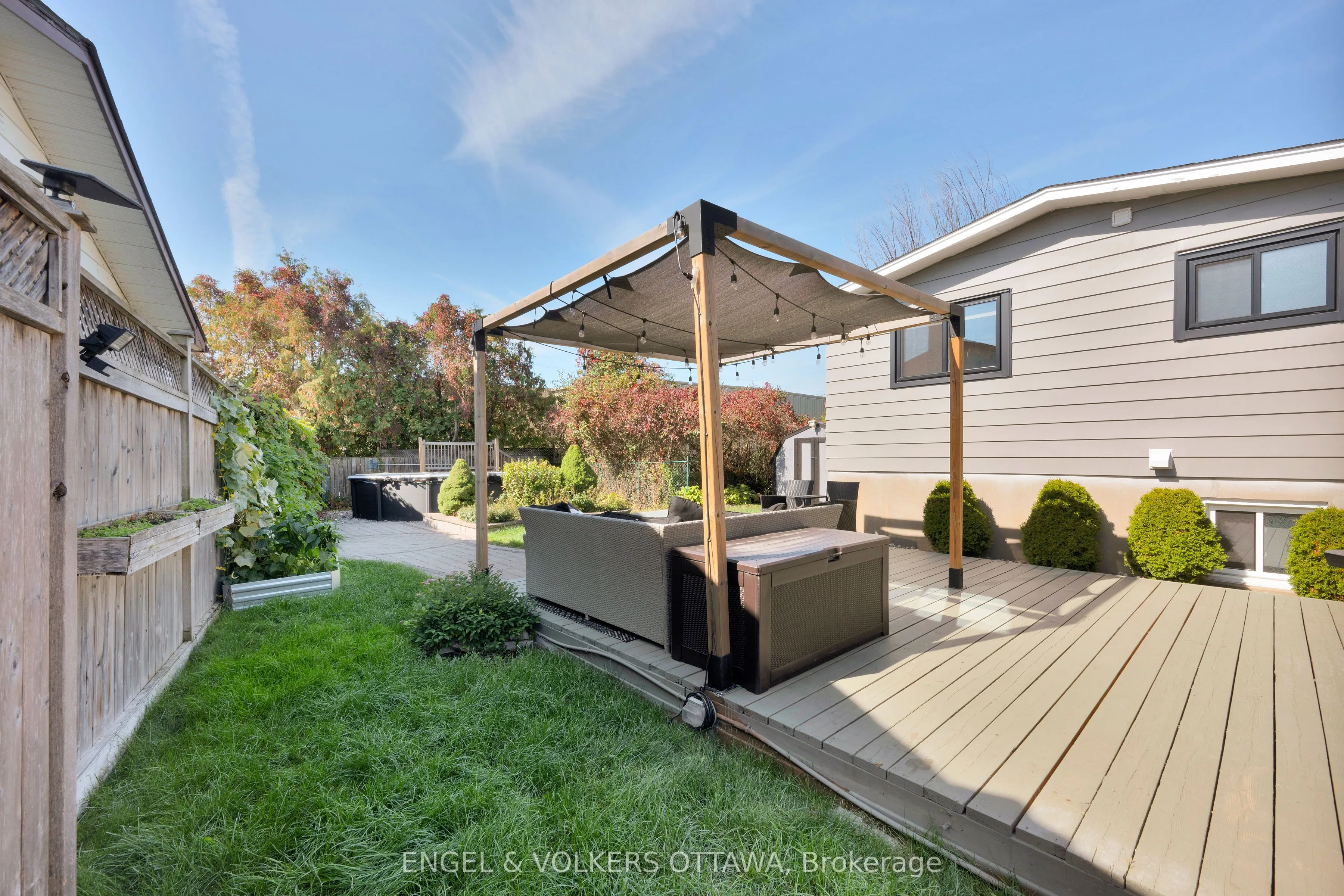 10 Tanglewood Drive