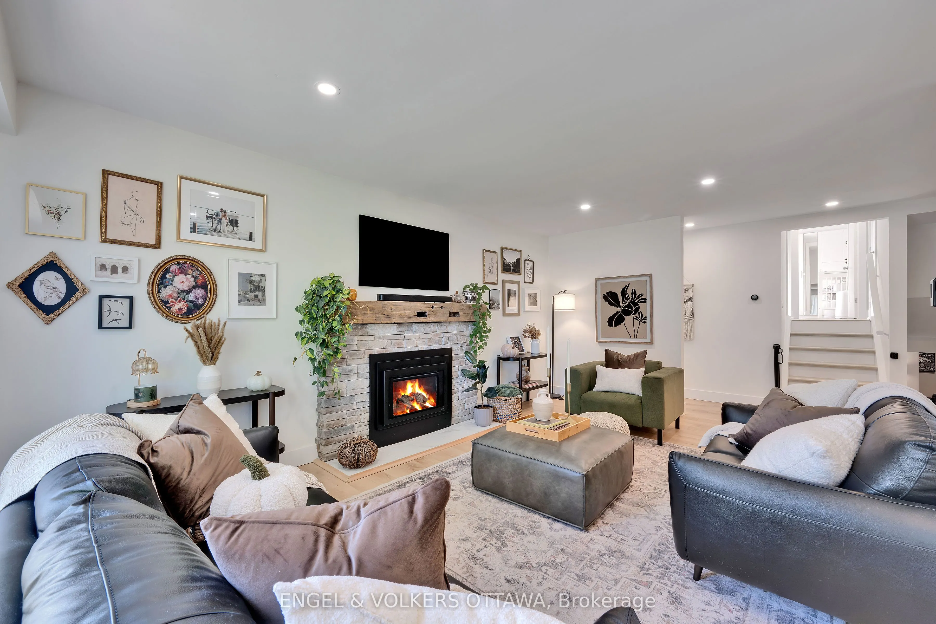 10 Tanglewood Drive