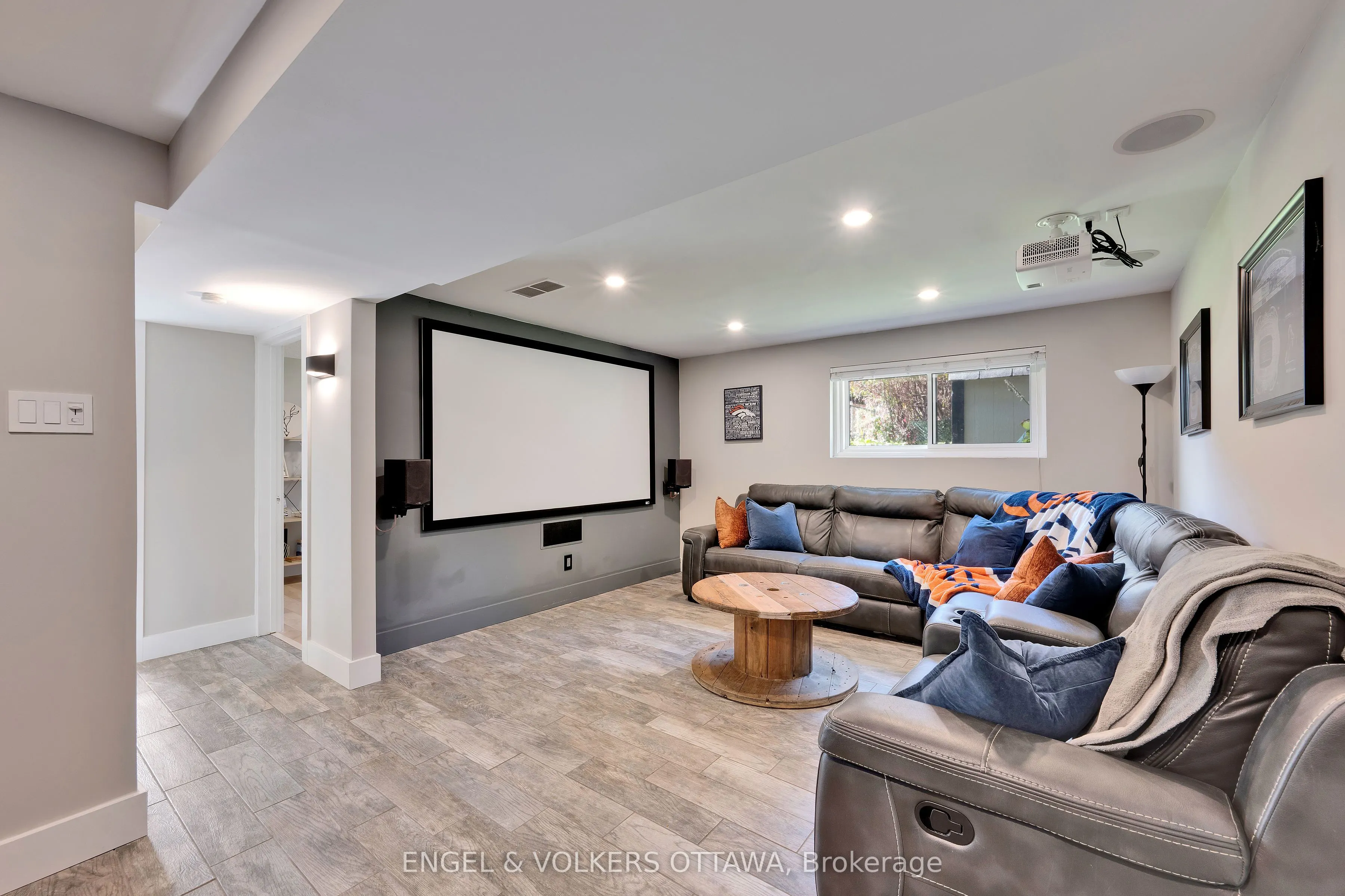 10 Tanglewood Drive