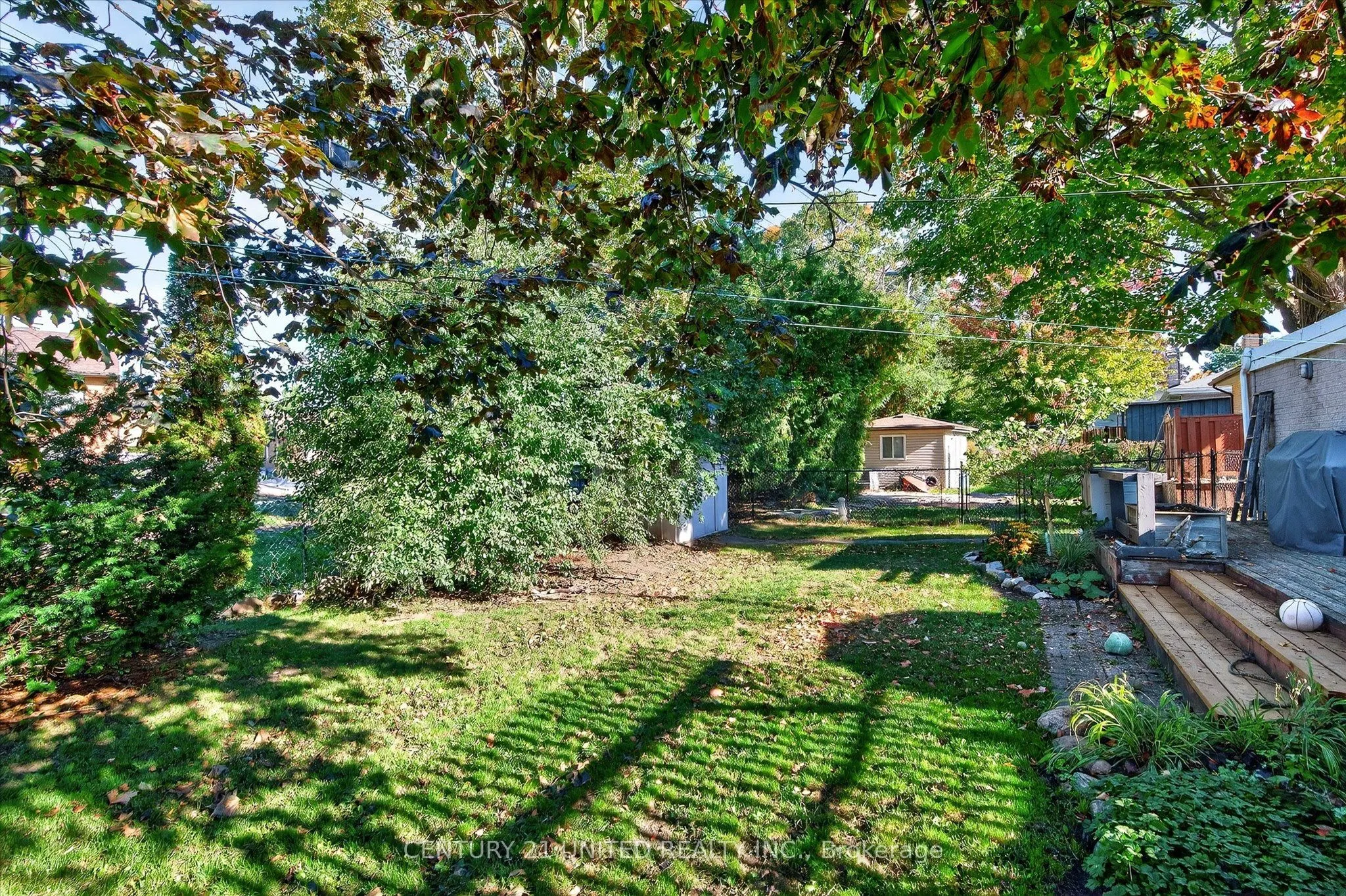 1037 Glebemount Crescent