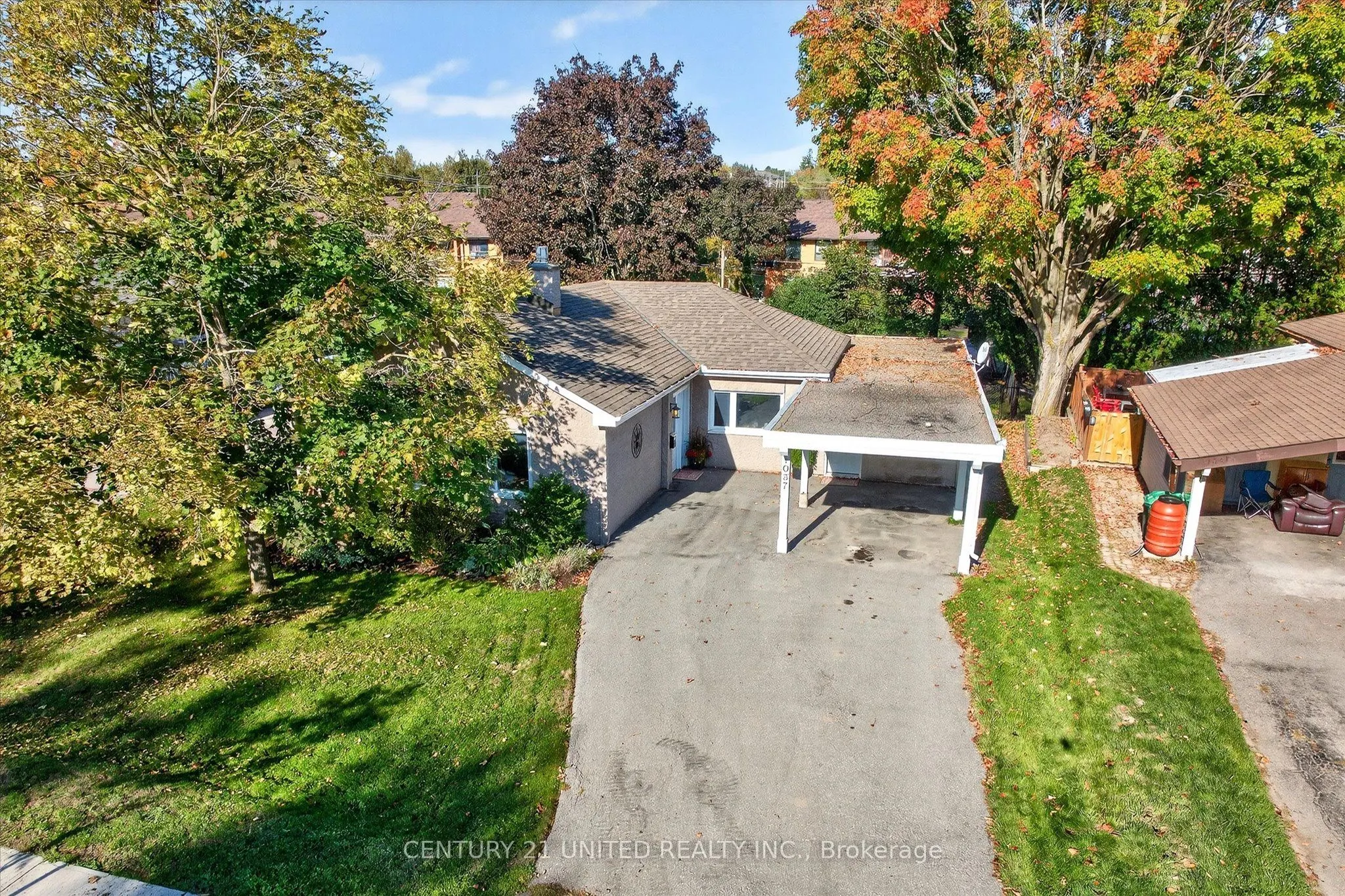 1037 Glebemount Crescent