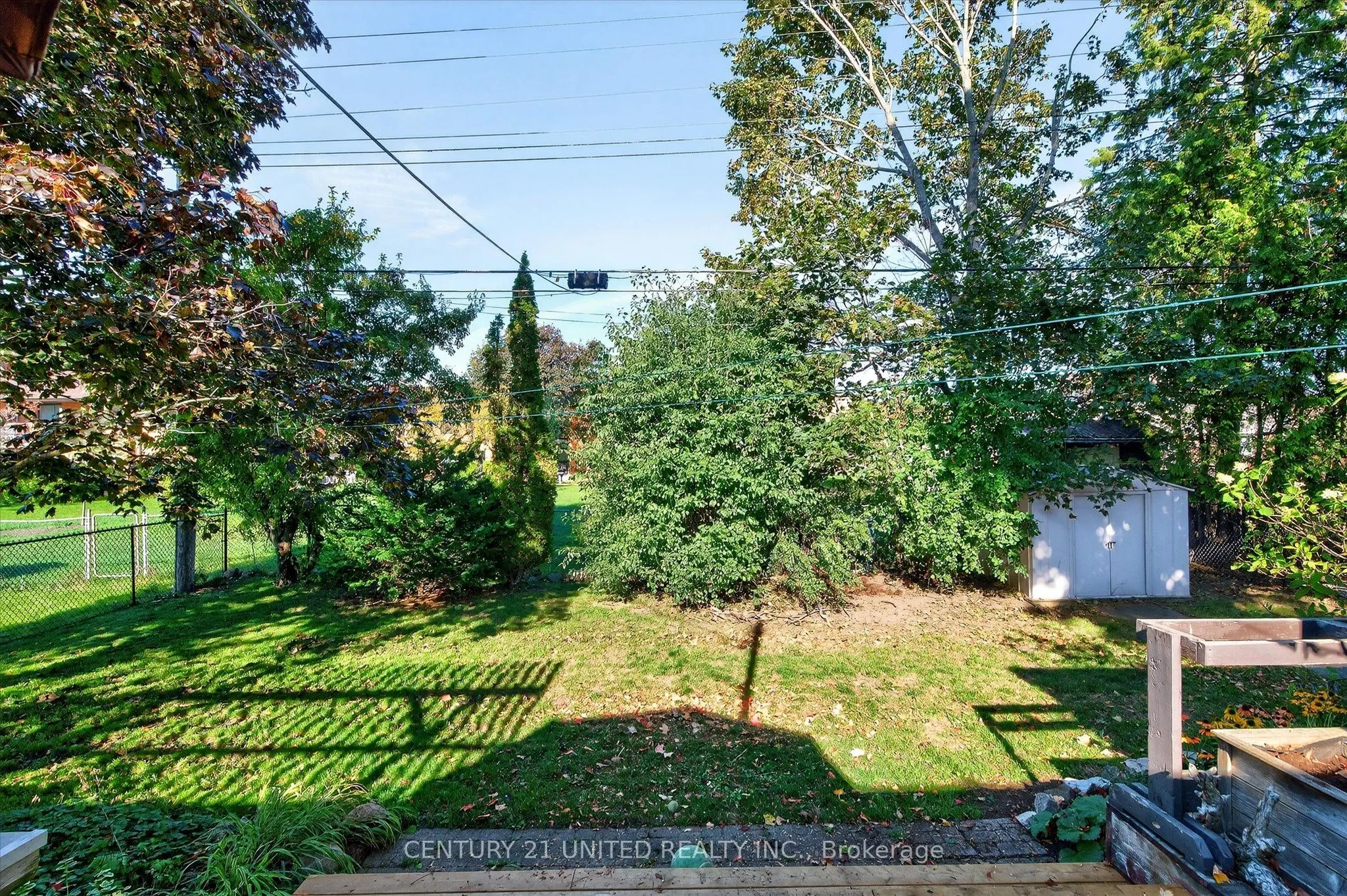 1037 Glebemount Crescent