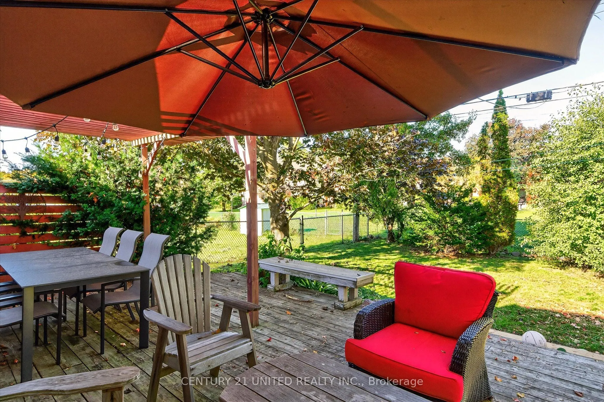1037 Glebemount Crescent