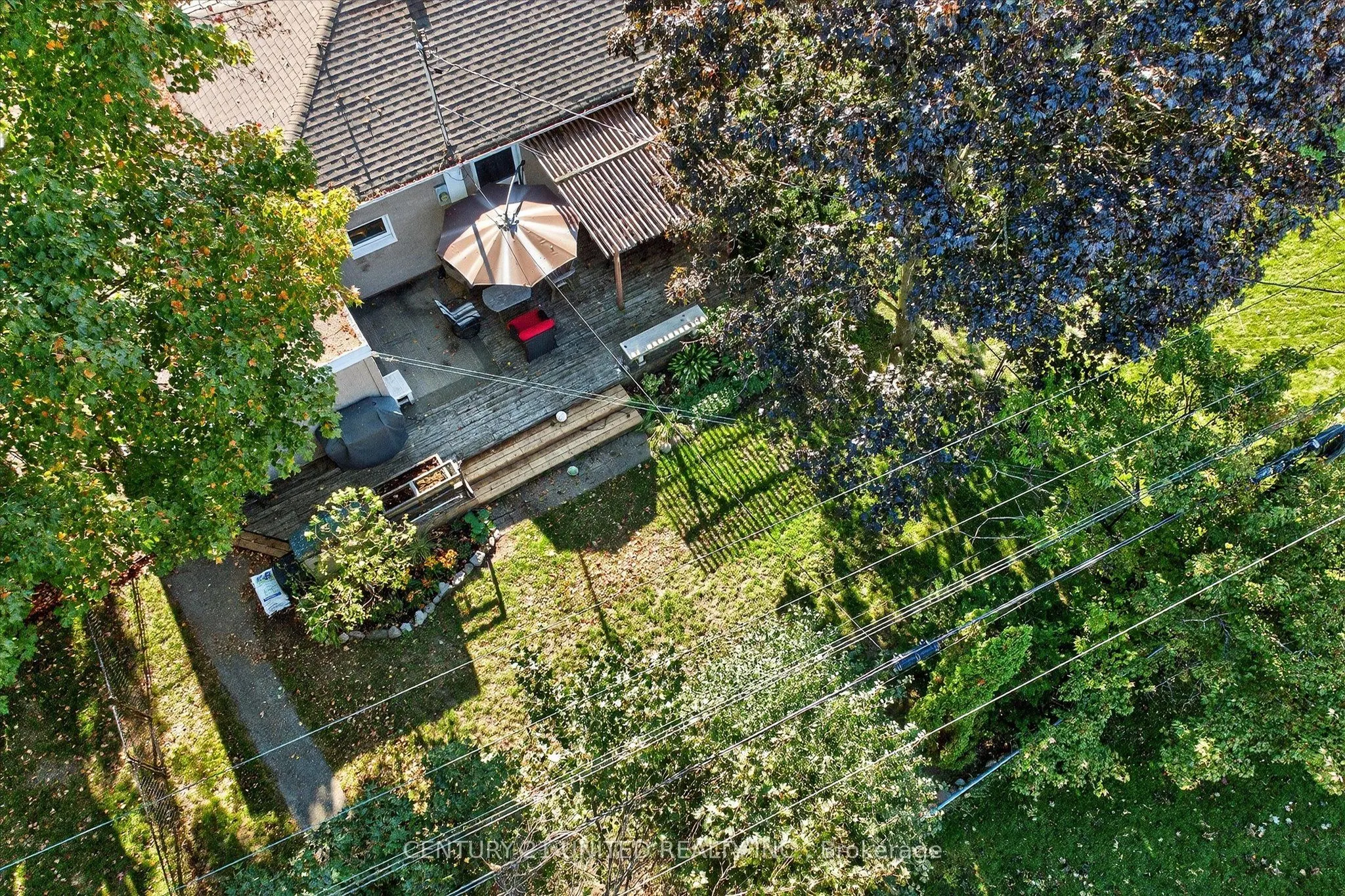 1037 Glebemount Crescent