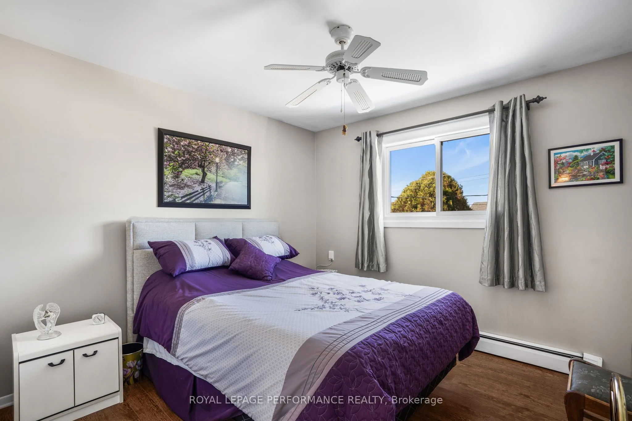 454 West Street W