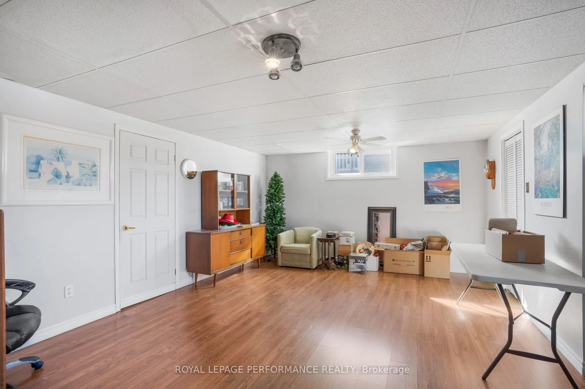 454 West Street W
