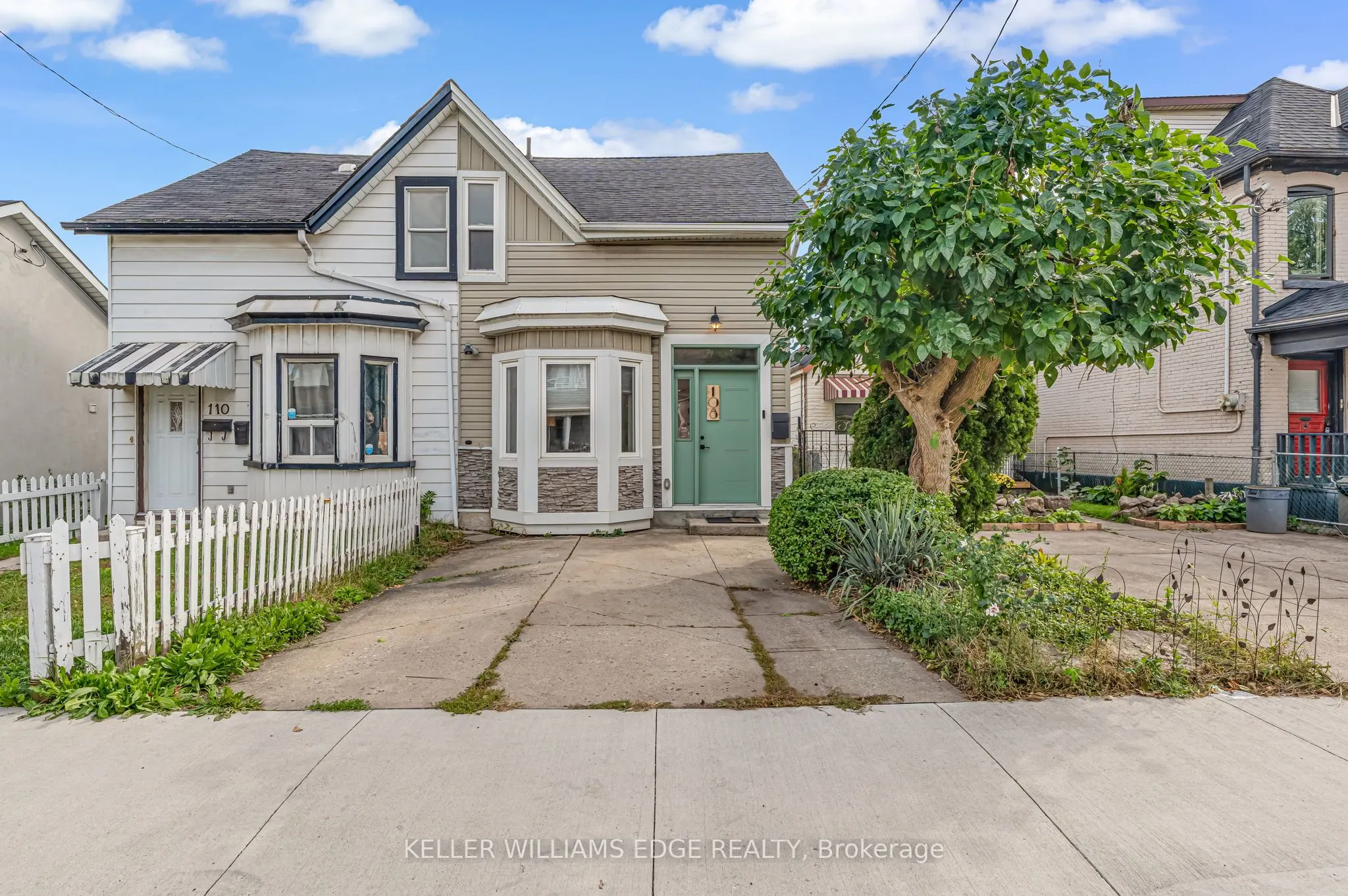 108 Emerald Street N