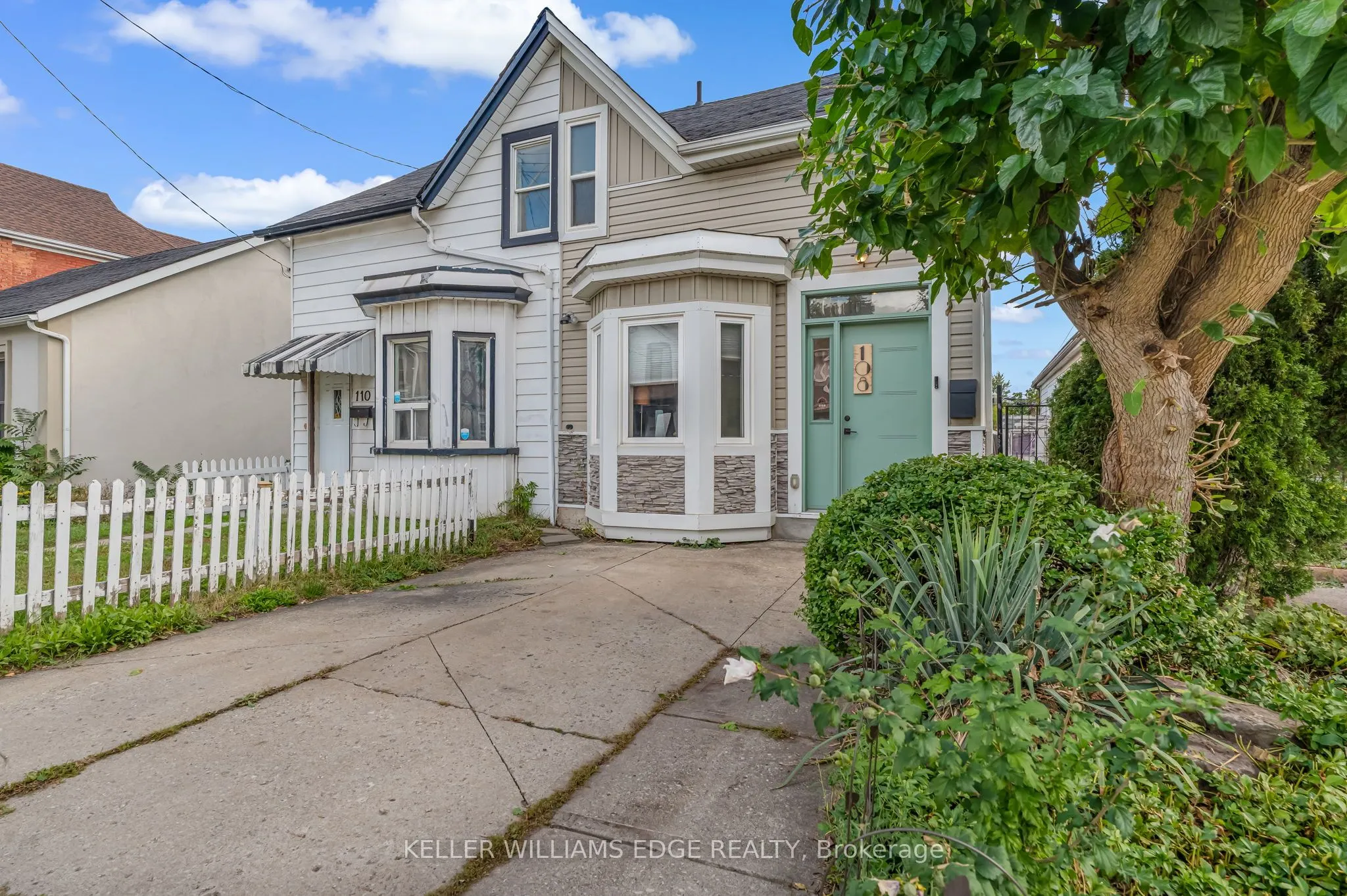 108 Emerald Street N