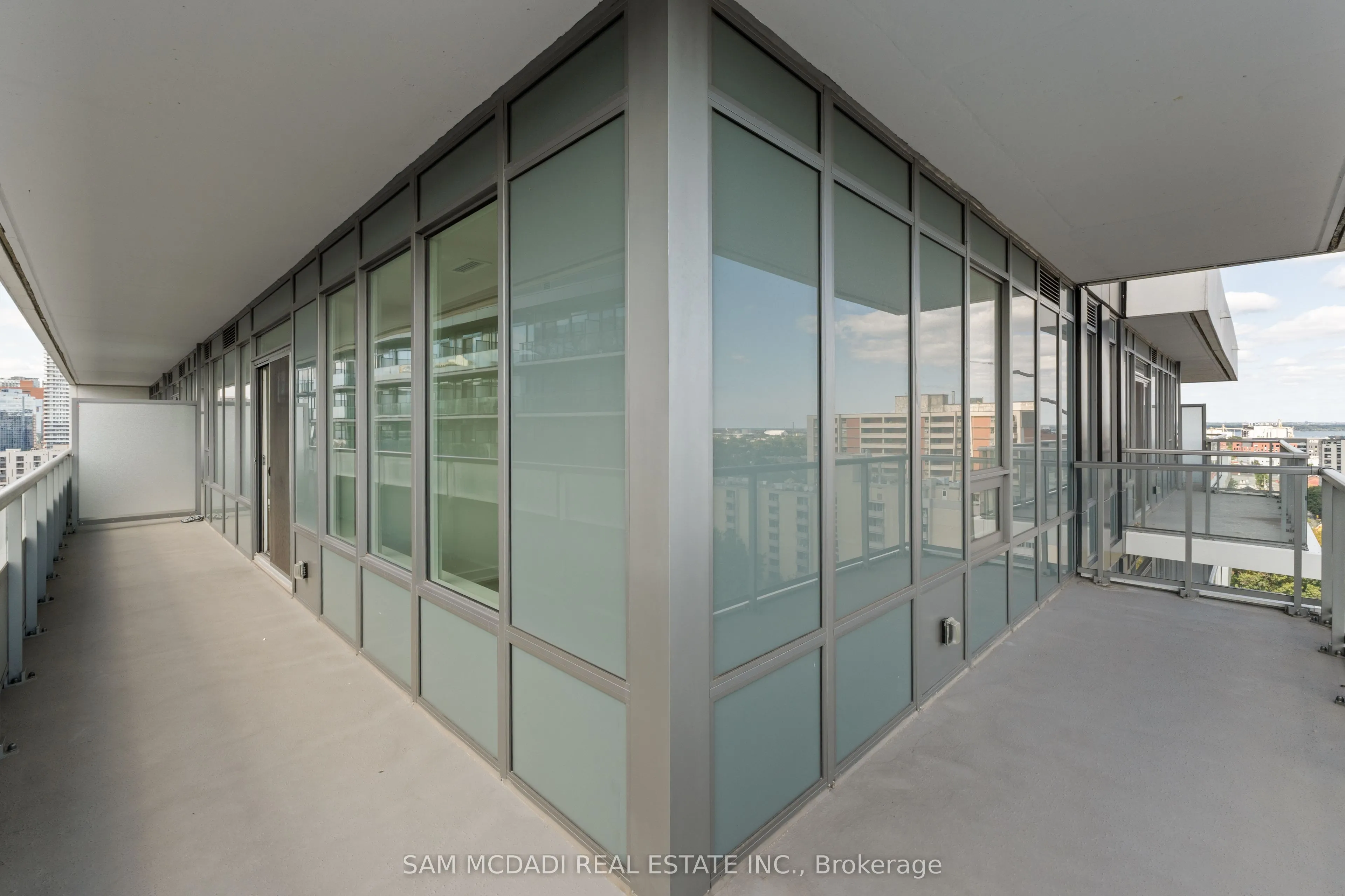 212 King William Street, #1305