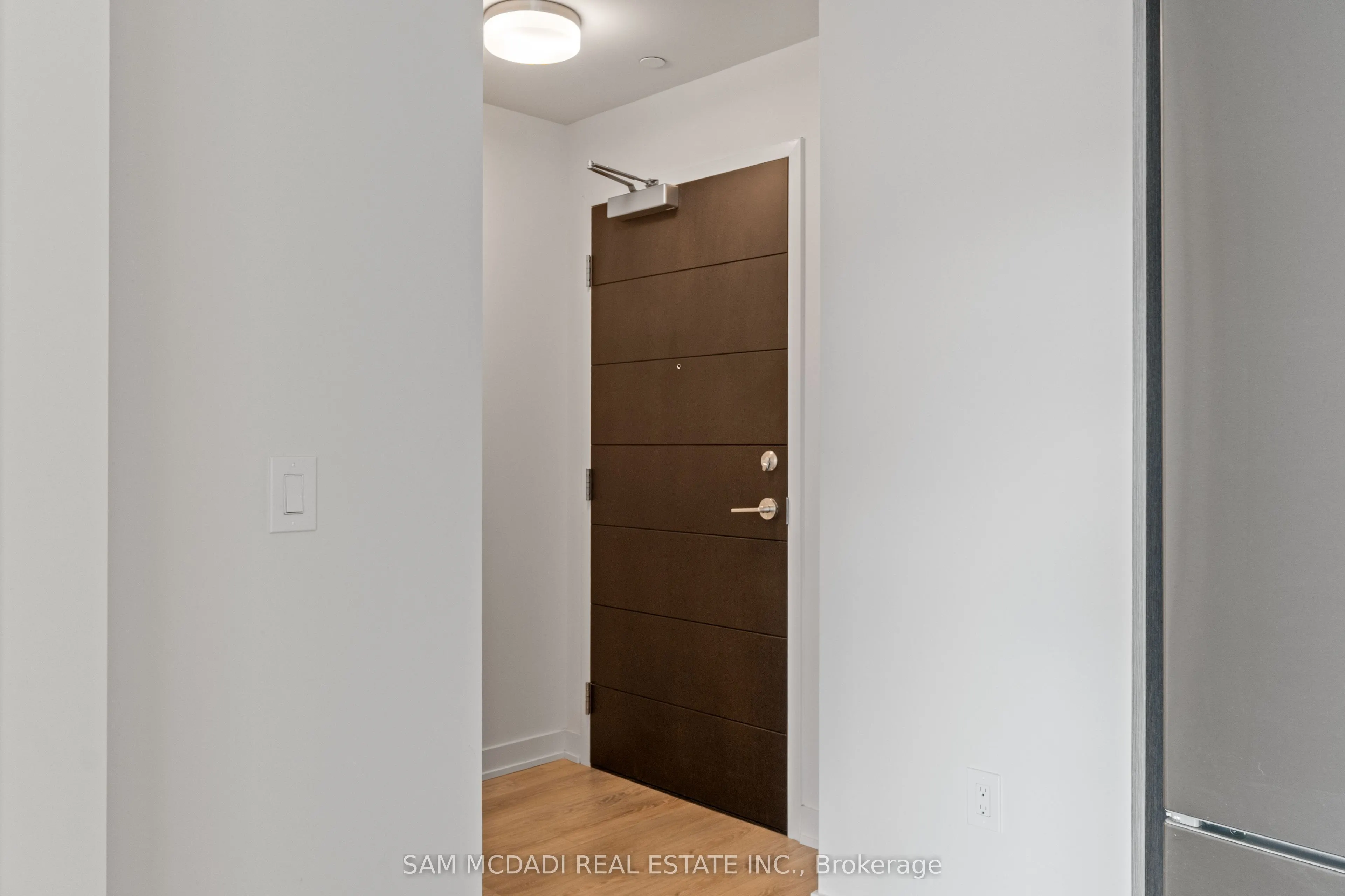 212 King William Street, #1305
