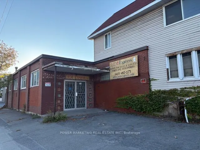 566 BAY Street