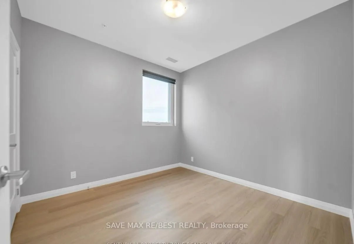 104 Garment Street, #1402