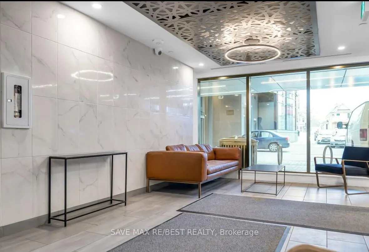 104 Garment Street, #1402