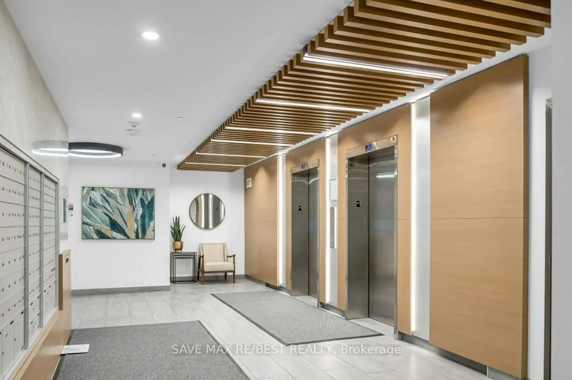 104 Garment Street, #1402