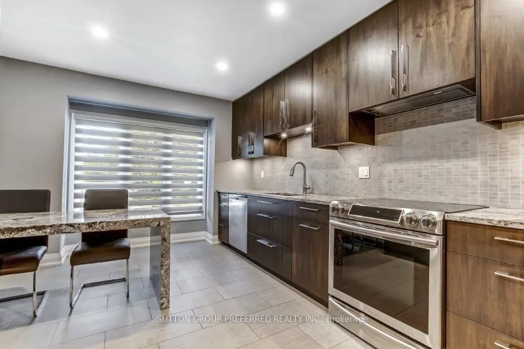 163 Pine Valley Drive, #12