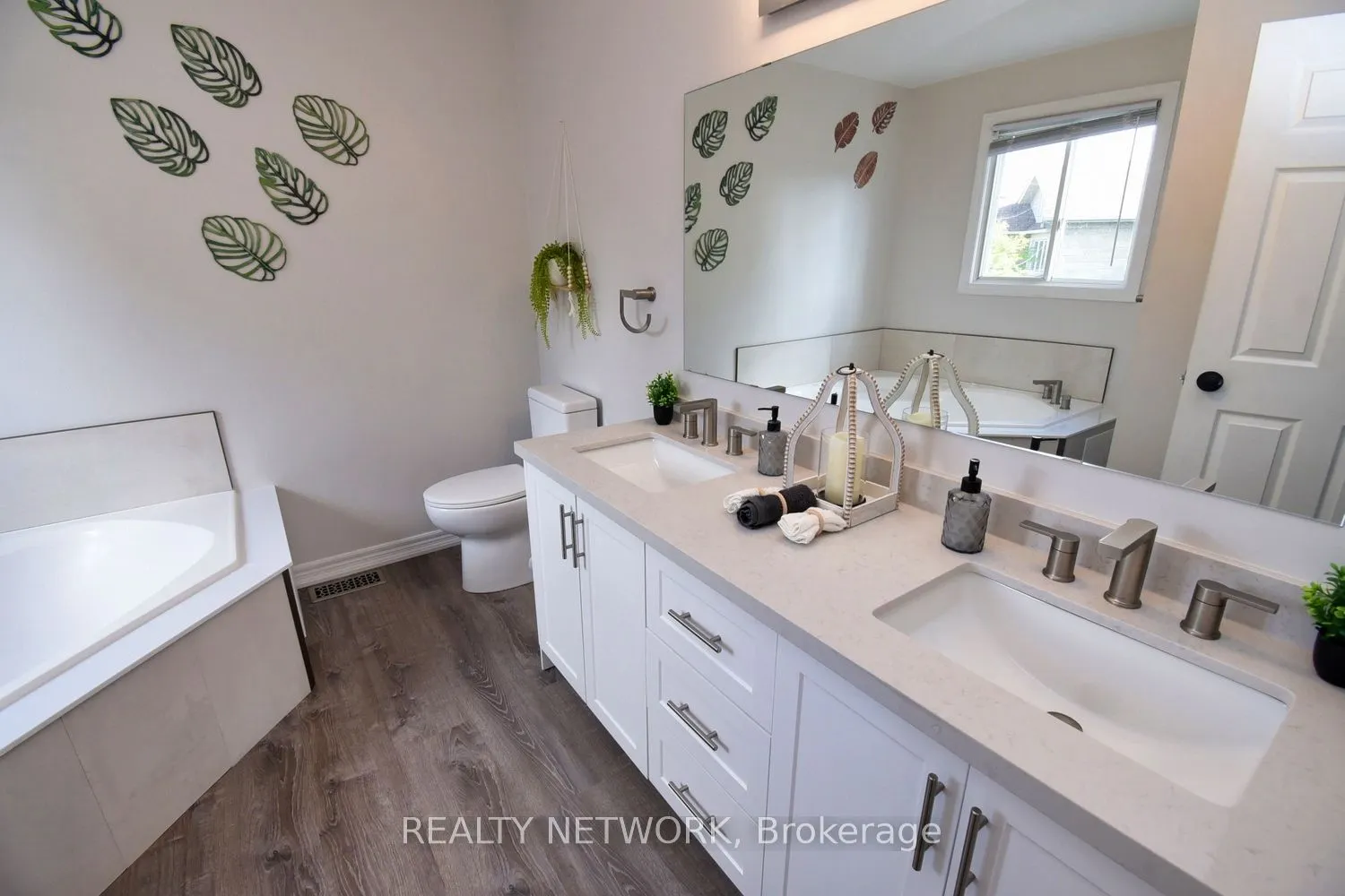 29 Riviera Ridge