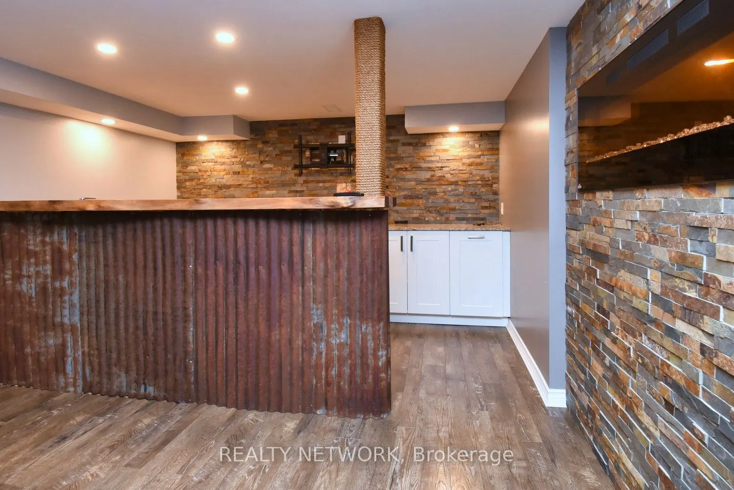 29 Riviera Ridge