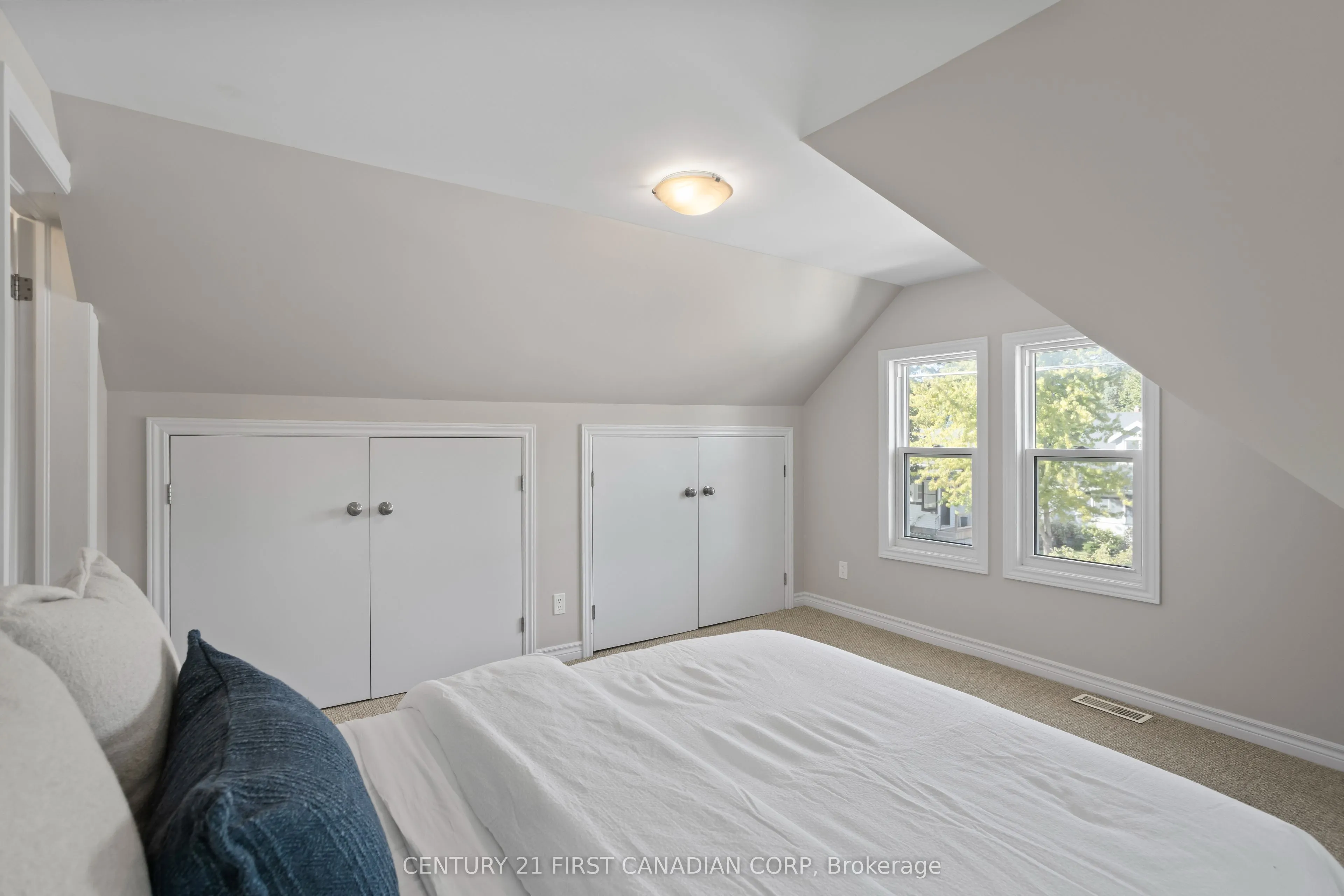 81 Langarth Street W