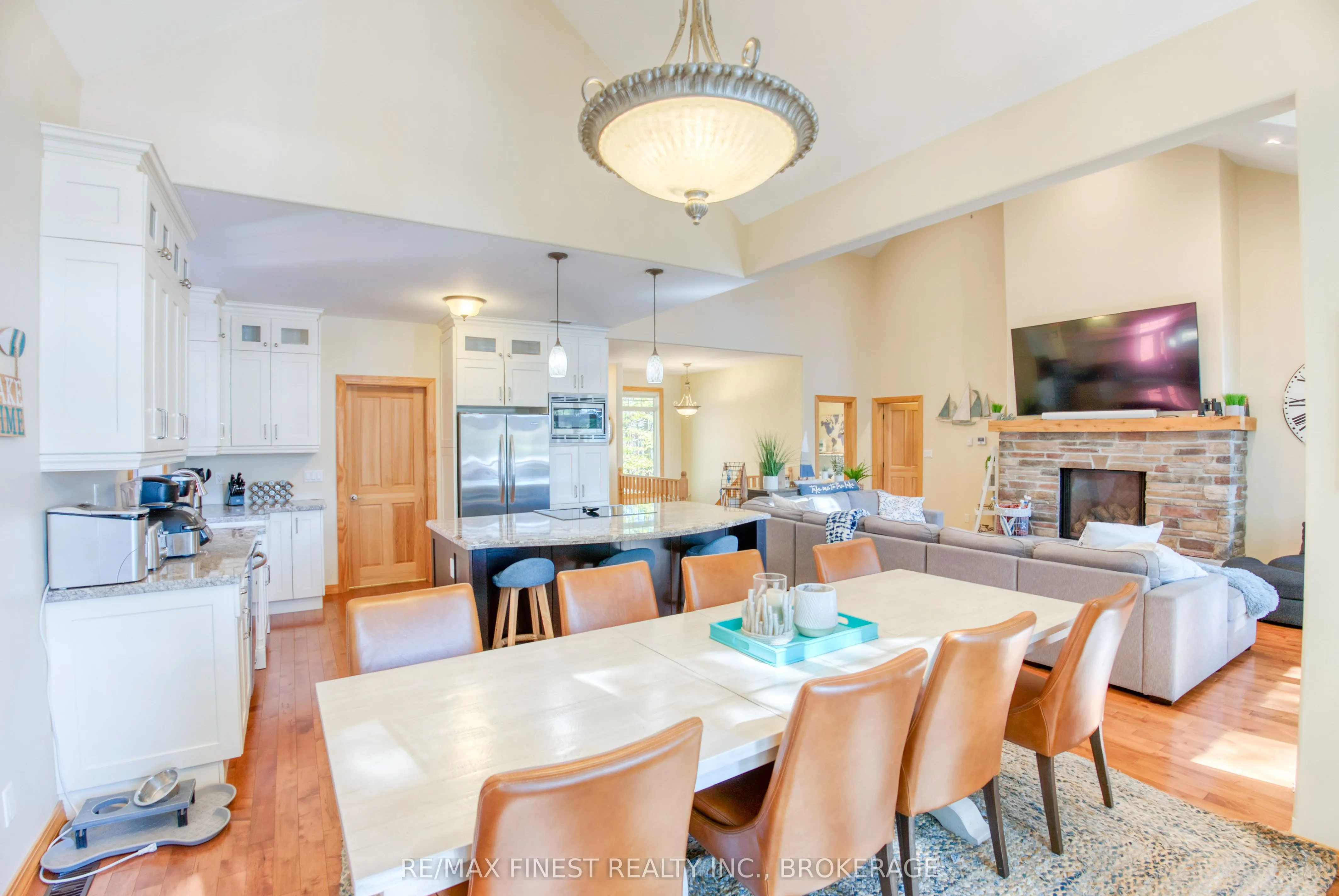 1102B Bebris Road