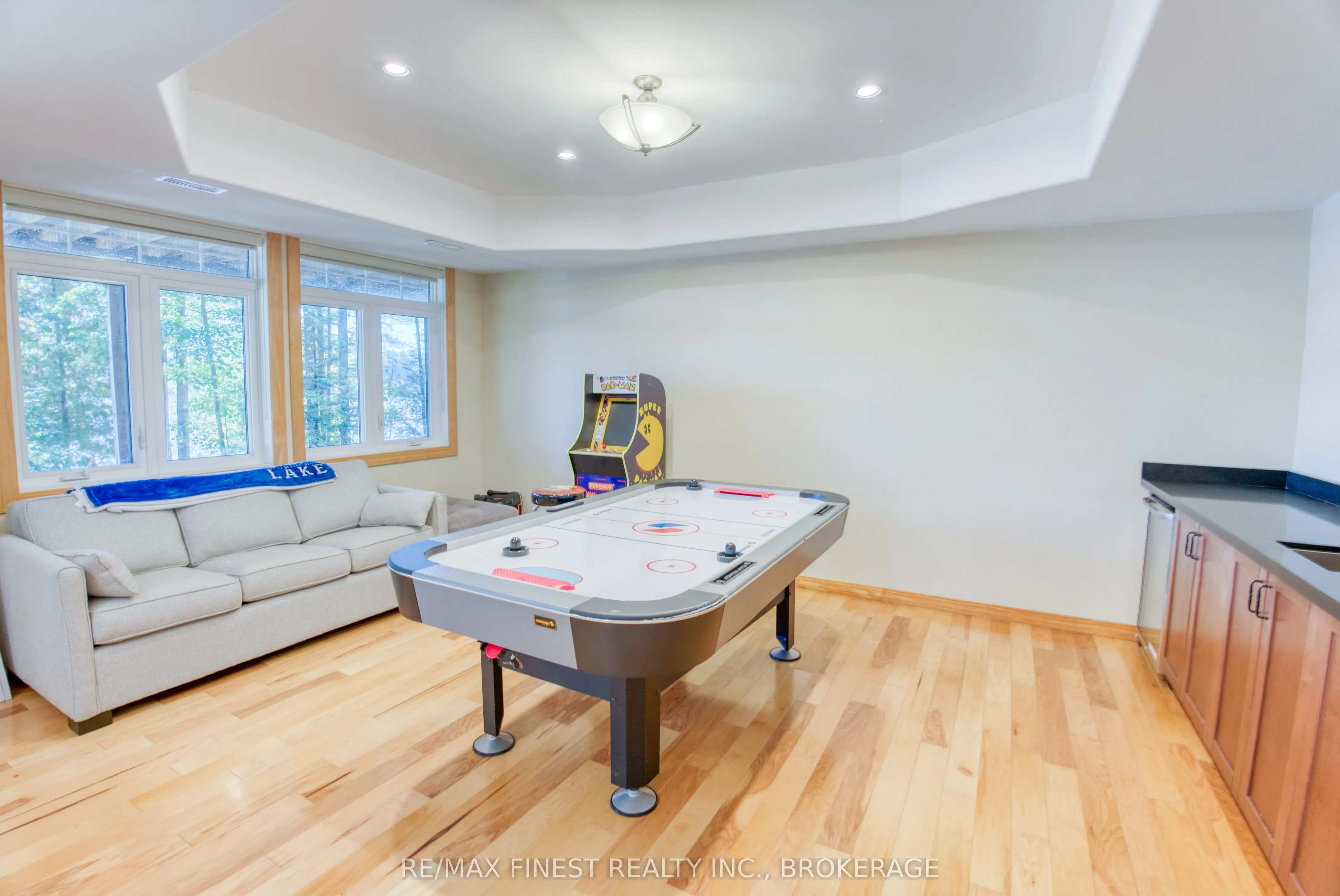 1102B Bebris Road