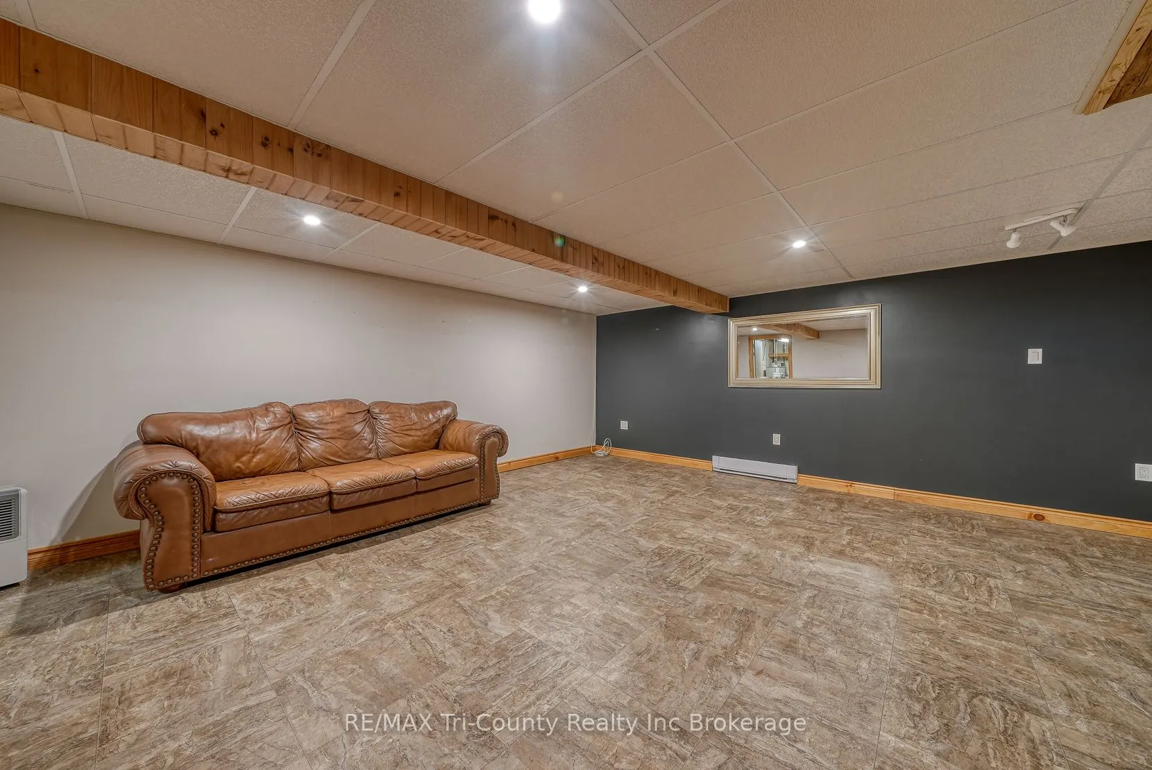 15 Devonshire Avenue, #7