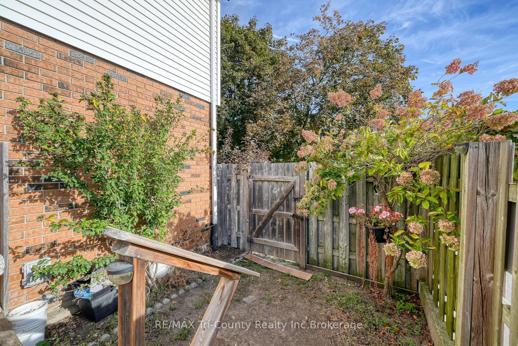 15 Devonshire Avenue, #7