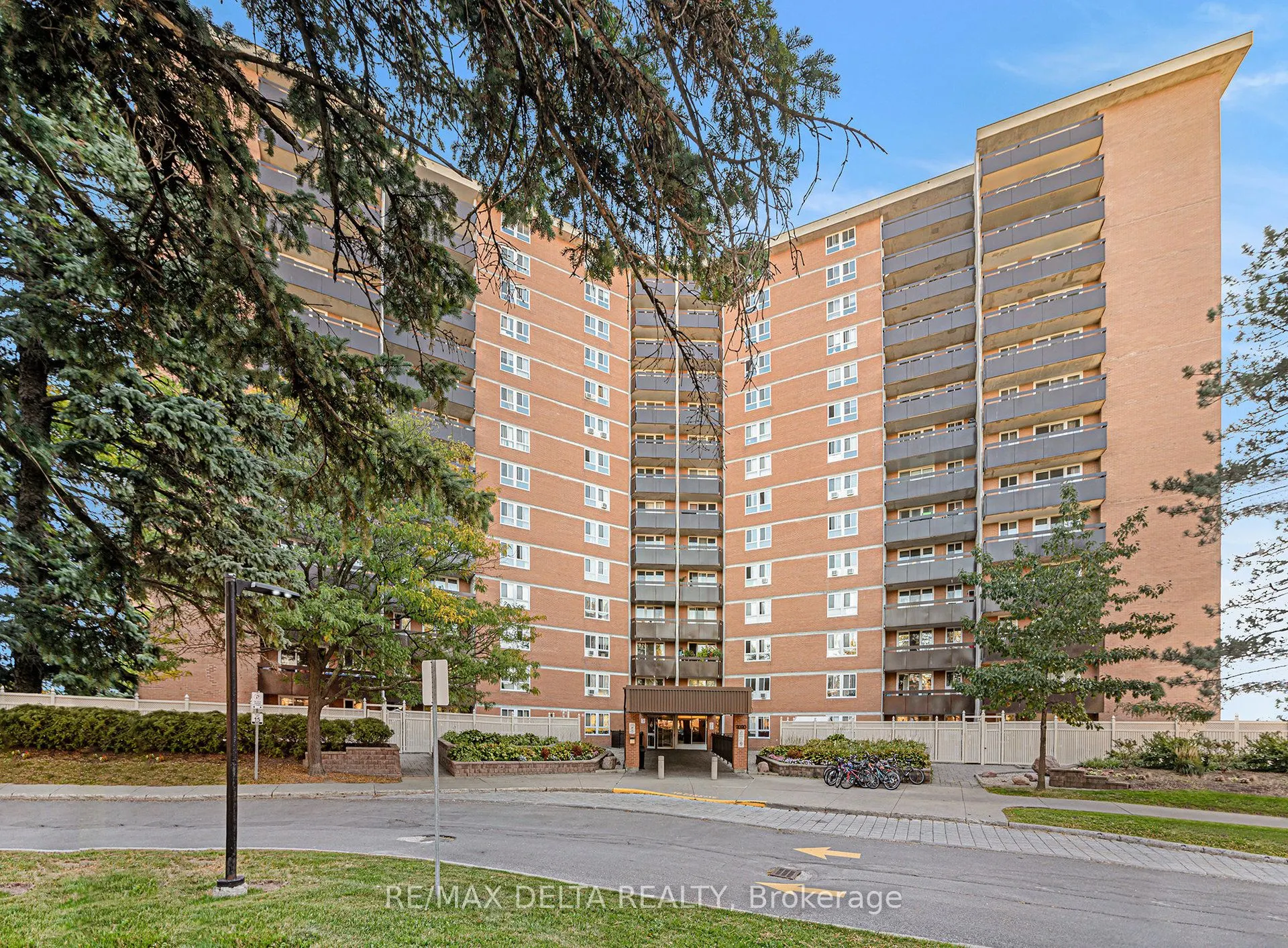 2020 Jasmine Crescent, #513