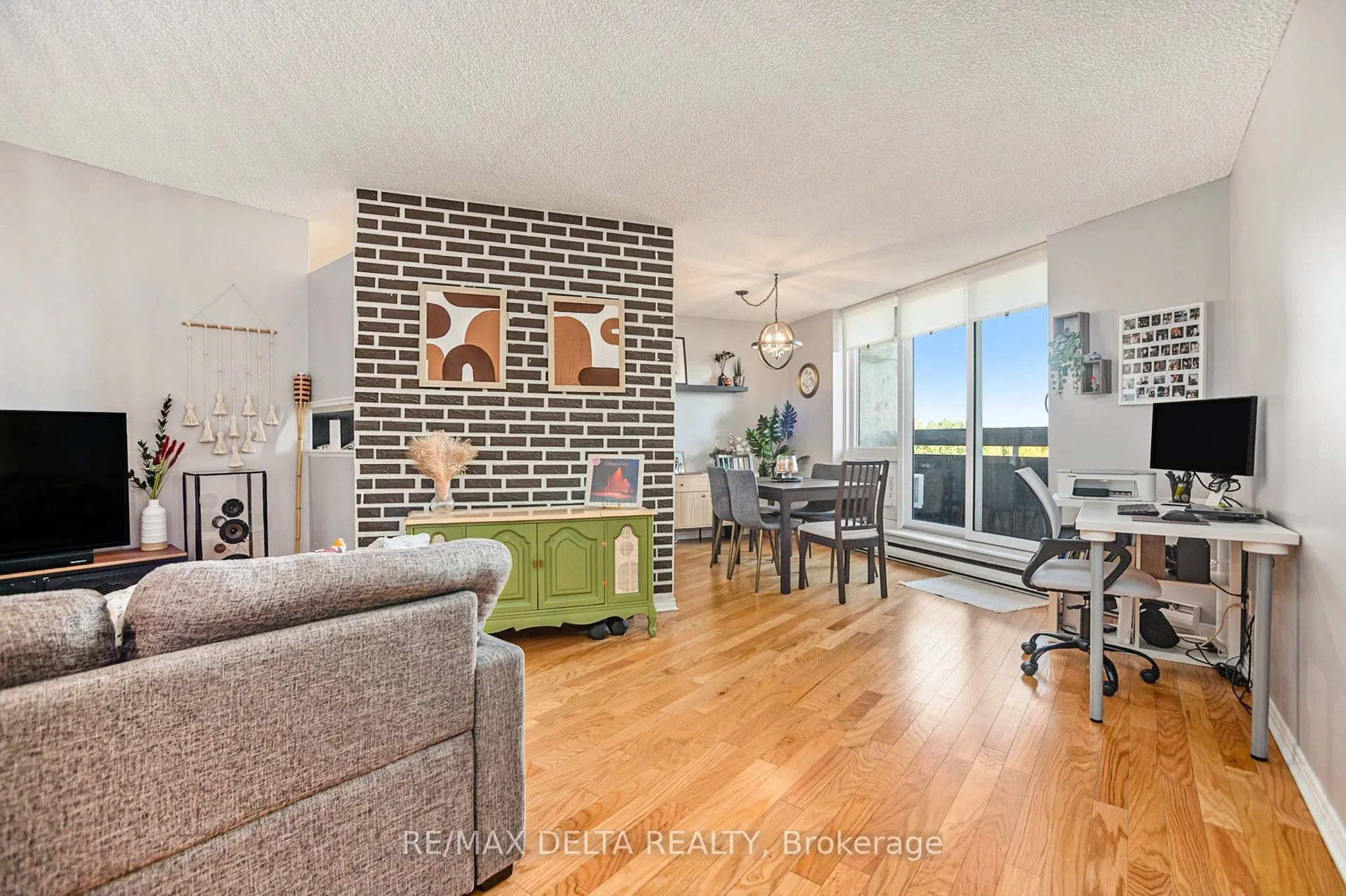 2020 Jasmine Crescent, #513