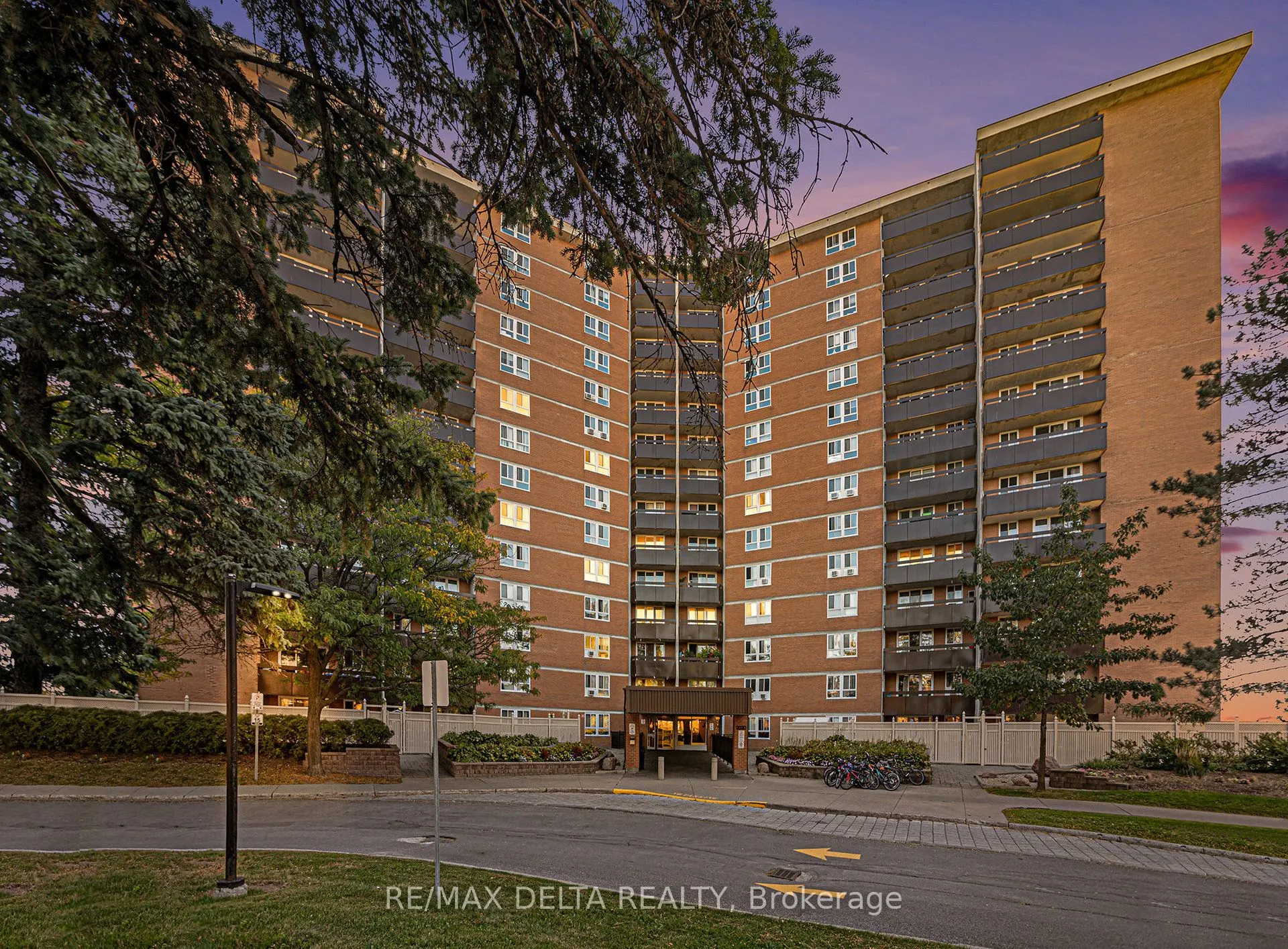 2020 Jasmine Crescent, #513