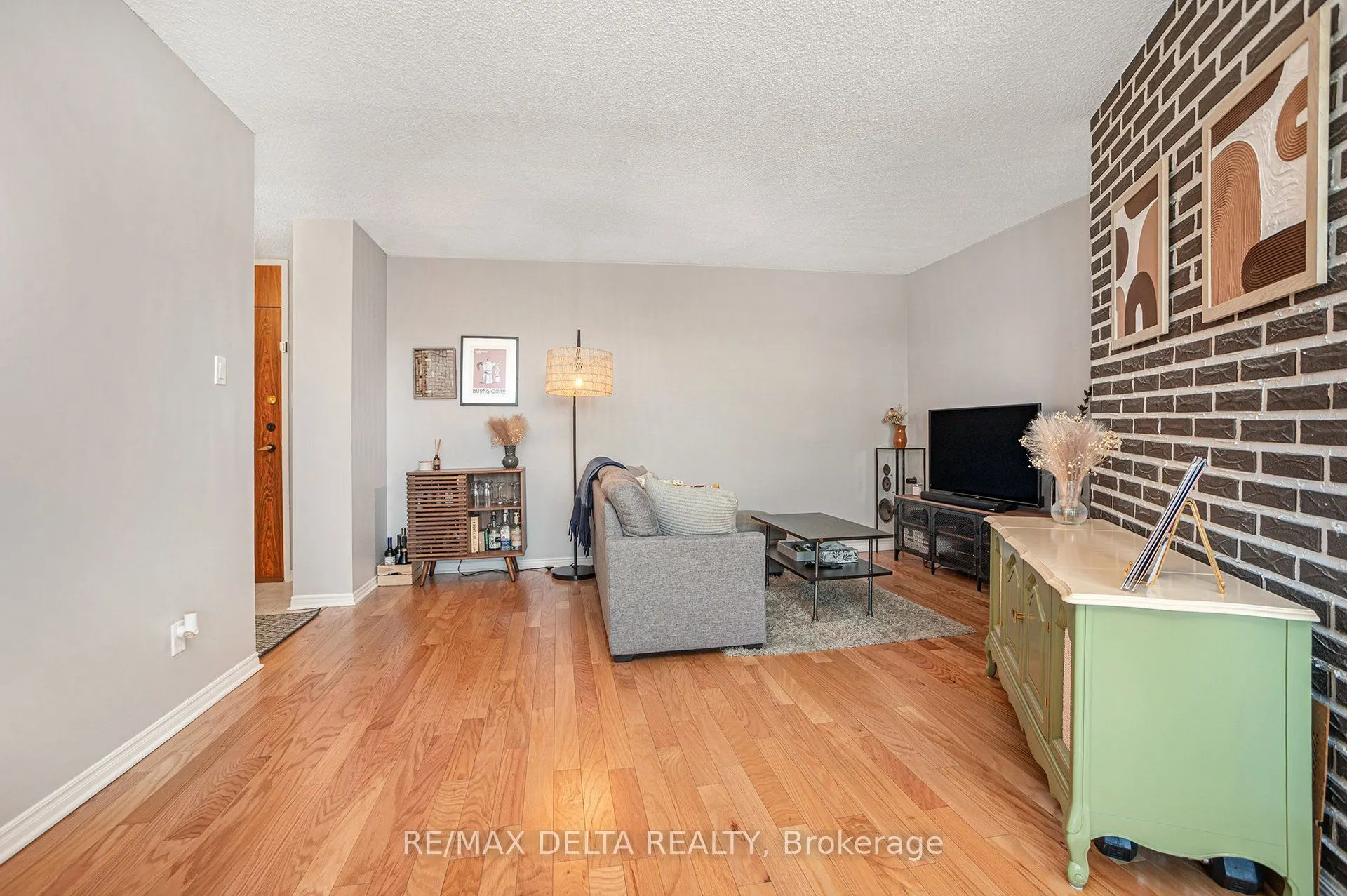 2020 Jasmine Crescent, #513
